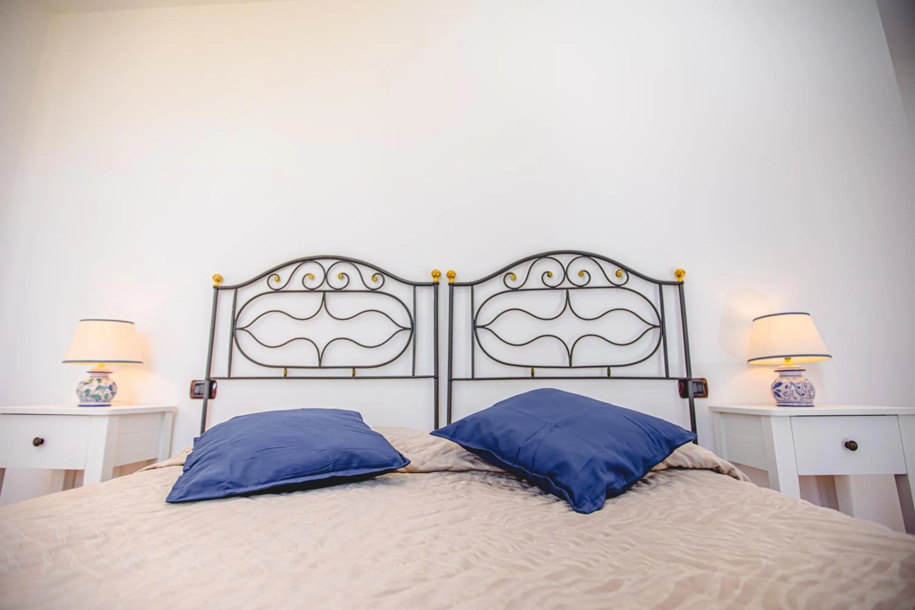 Bed in Nuovo Castello Crisilio