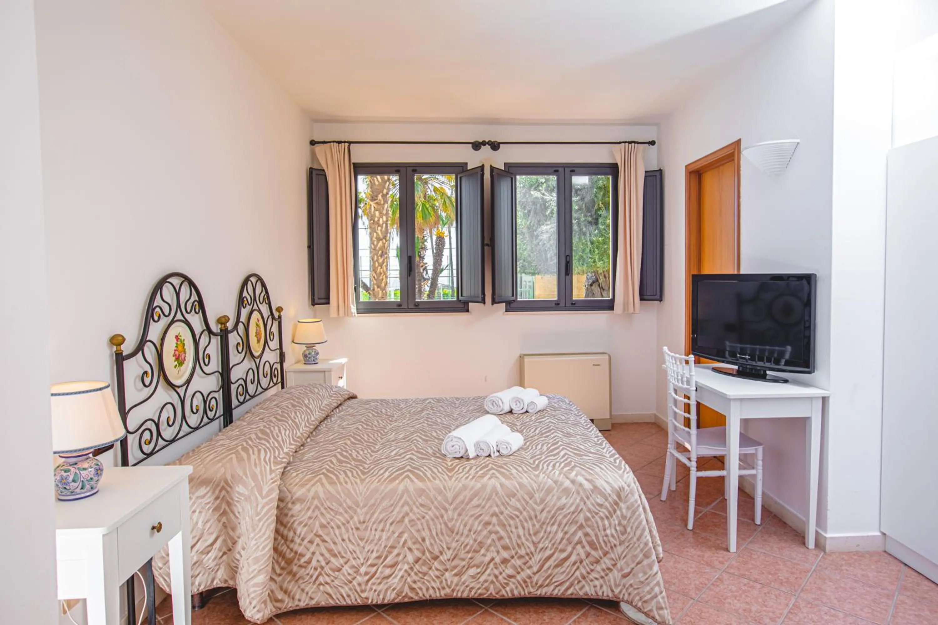 Bed in Nuovo Castello Crisilio