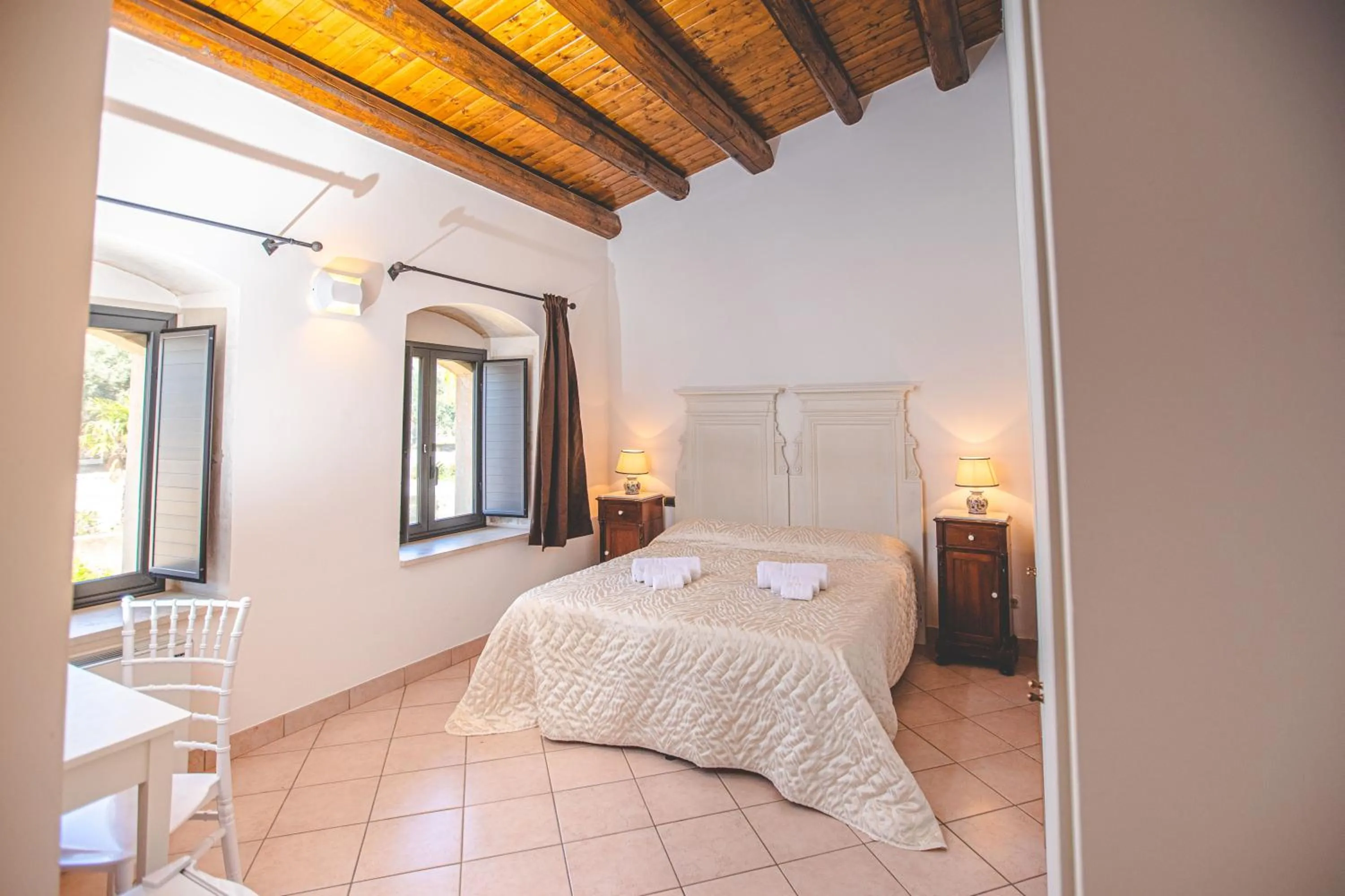 Bed in Nuovo Castello Crisilio