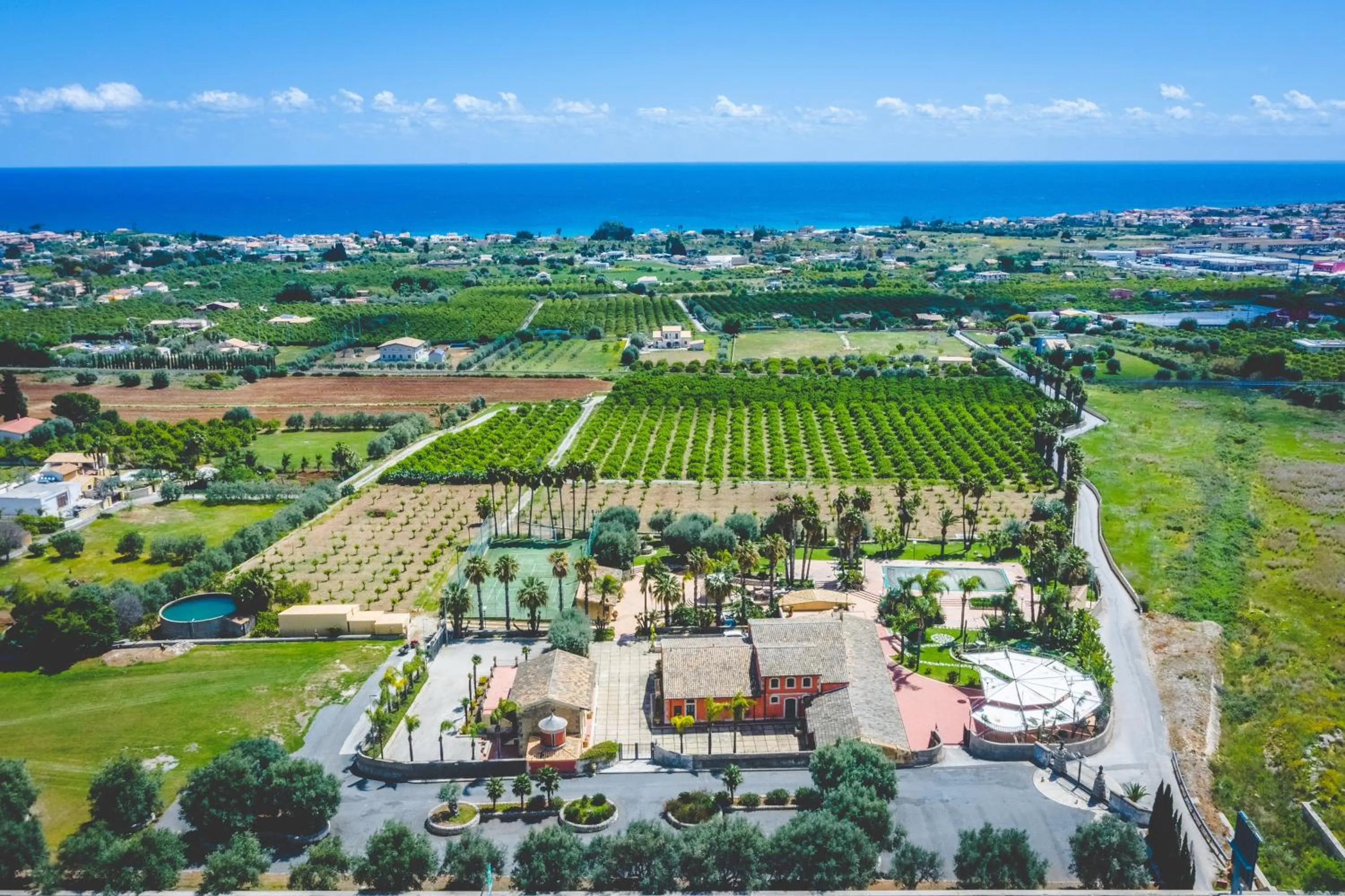 Bird's eye view in Nuovo Castello Crisilio
