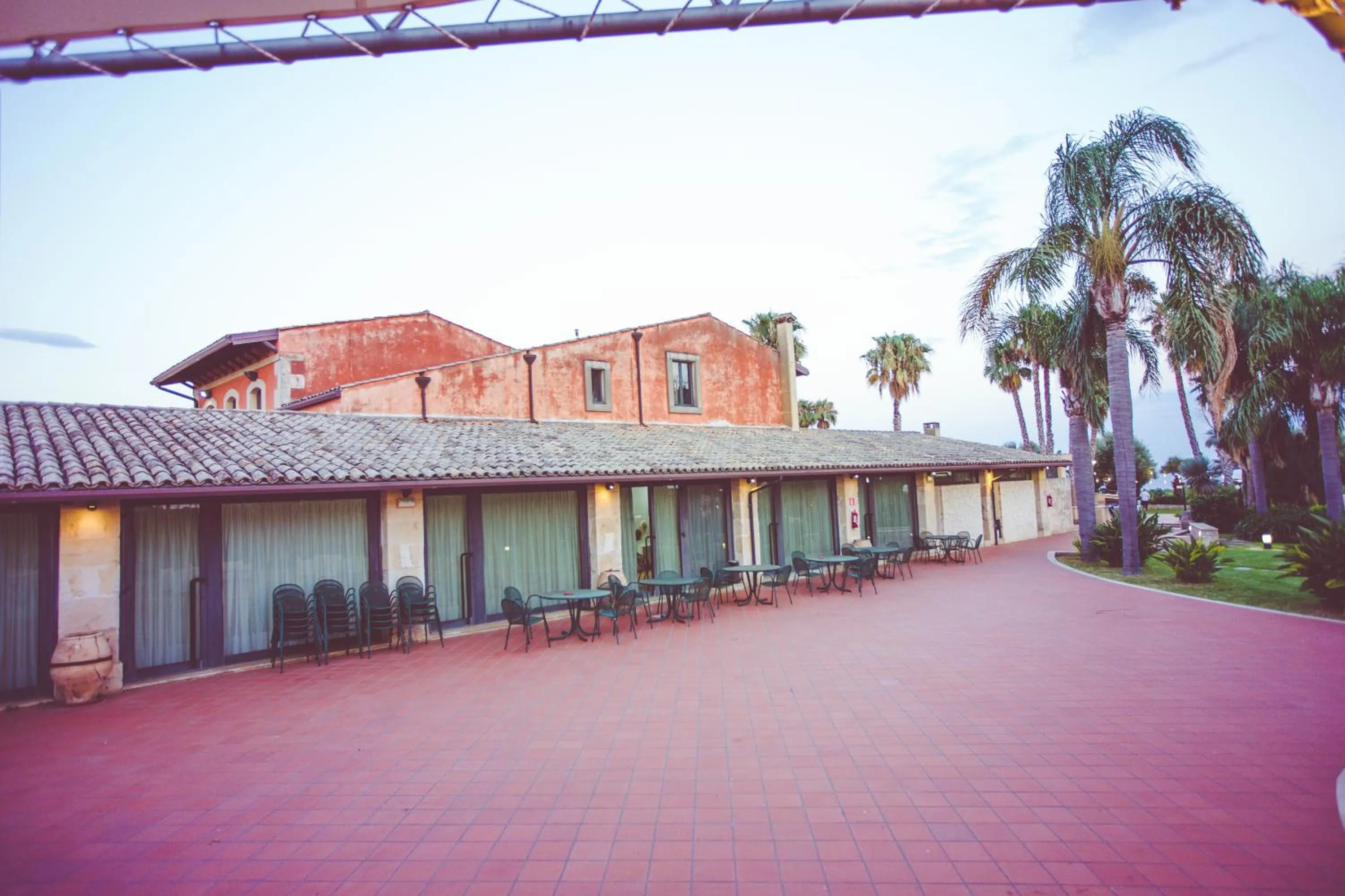 Property building in Nuovo Castello Crisilio