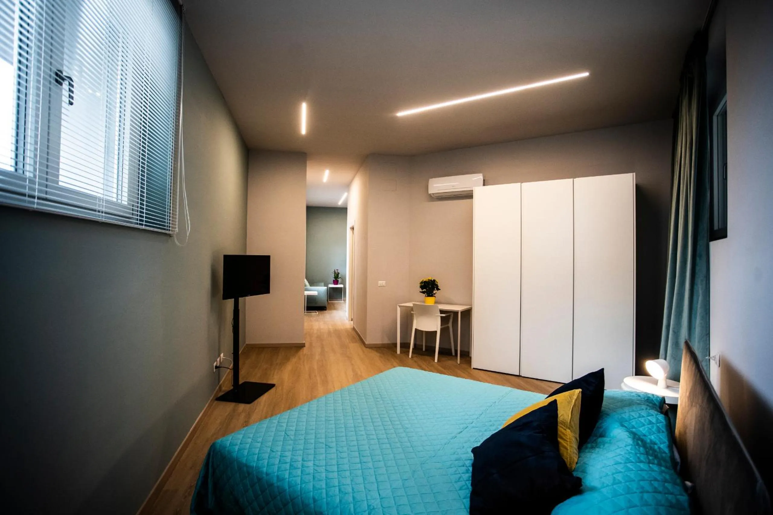 TV and multimedia, Bed in Hotel Delta