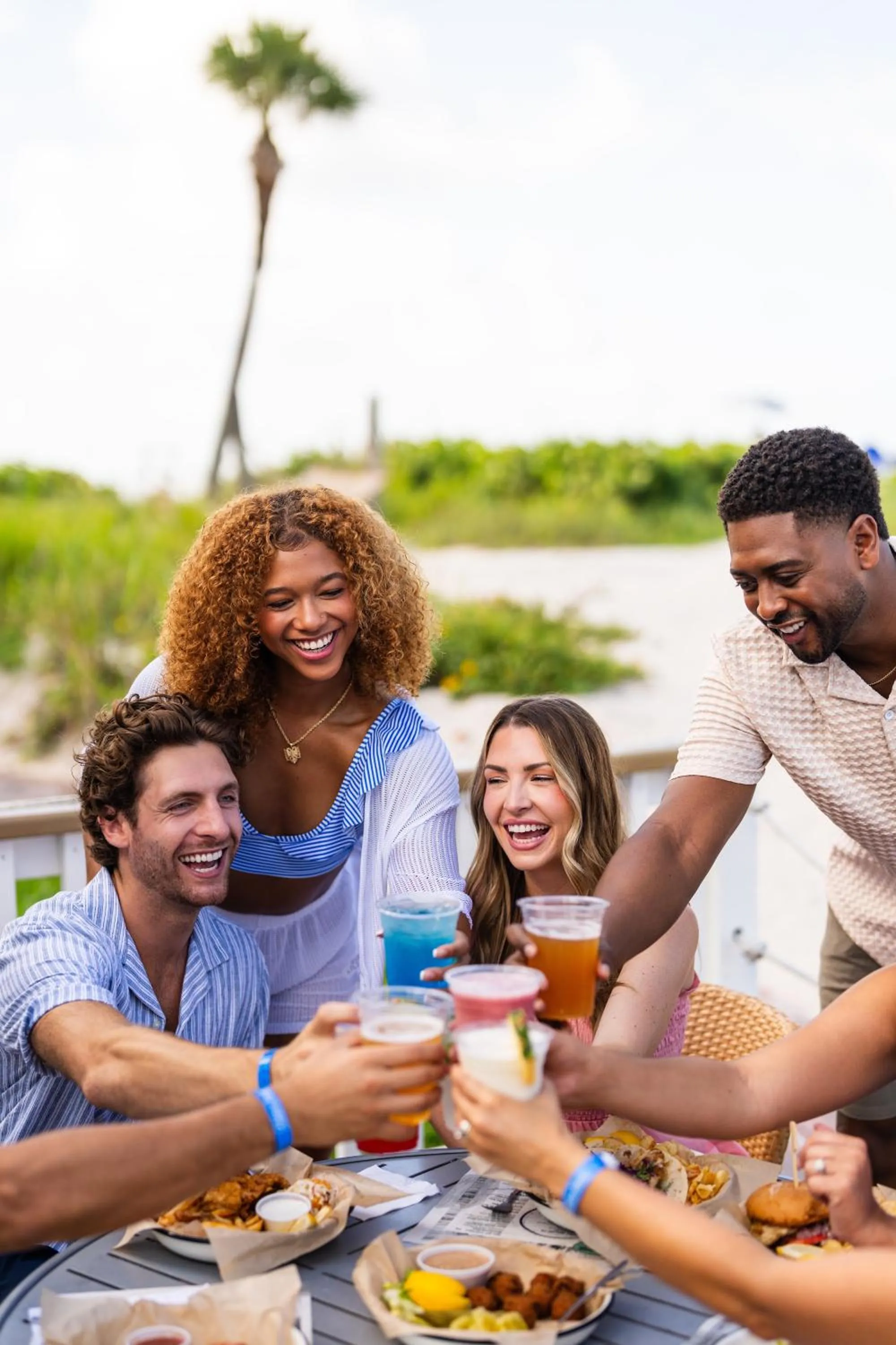 Restaurant/places to eat in Island Grand at TradeWinds