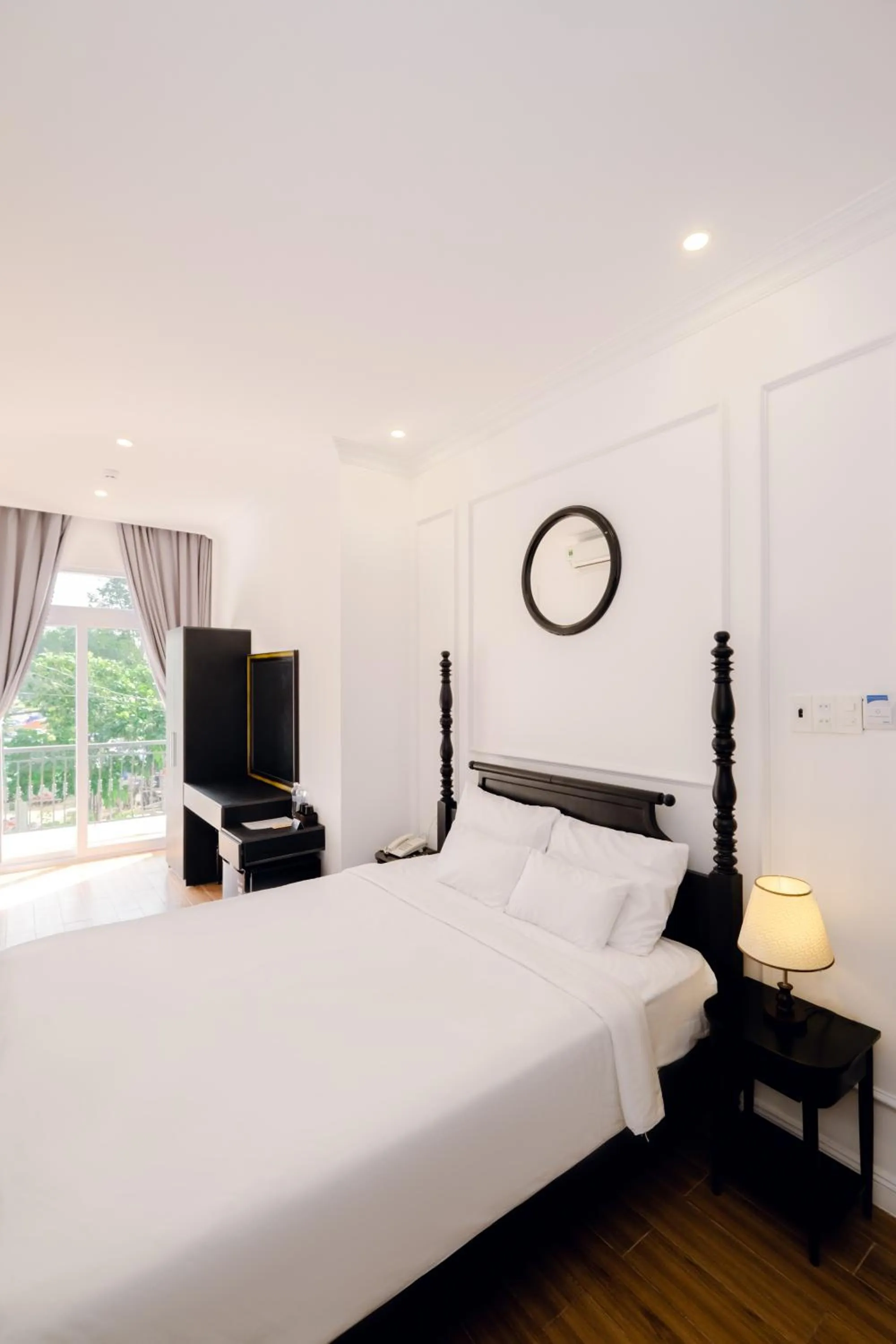 Bedroom, Bed in The Fancy House