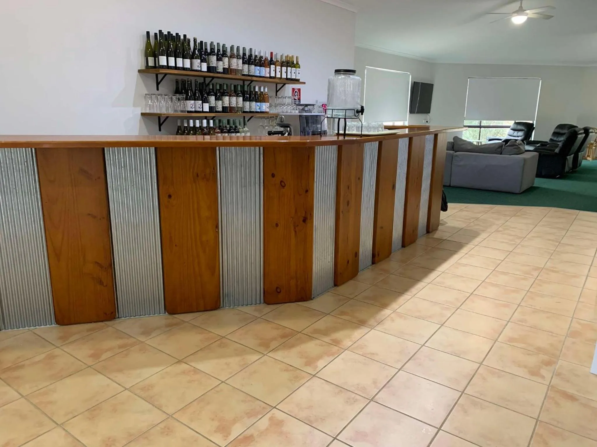 Lounge or bar in Mudgee Vineyard Motor Inn