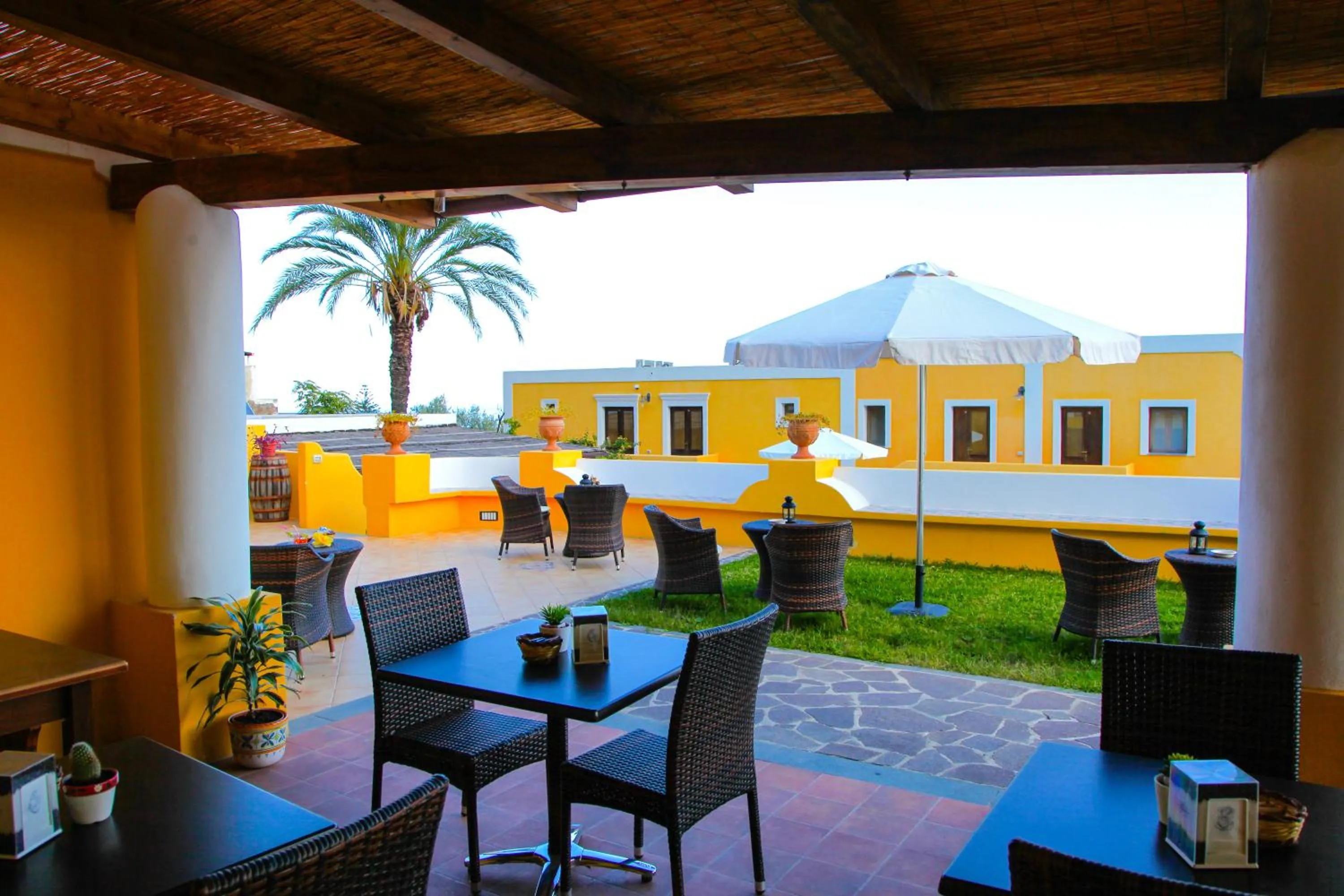 Breakfast in Hotel Arcangelo - Salina