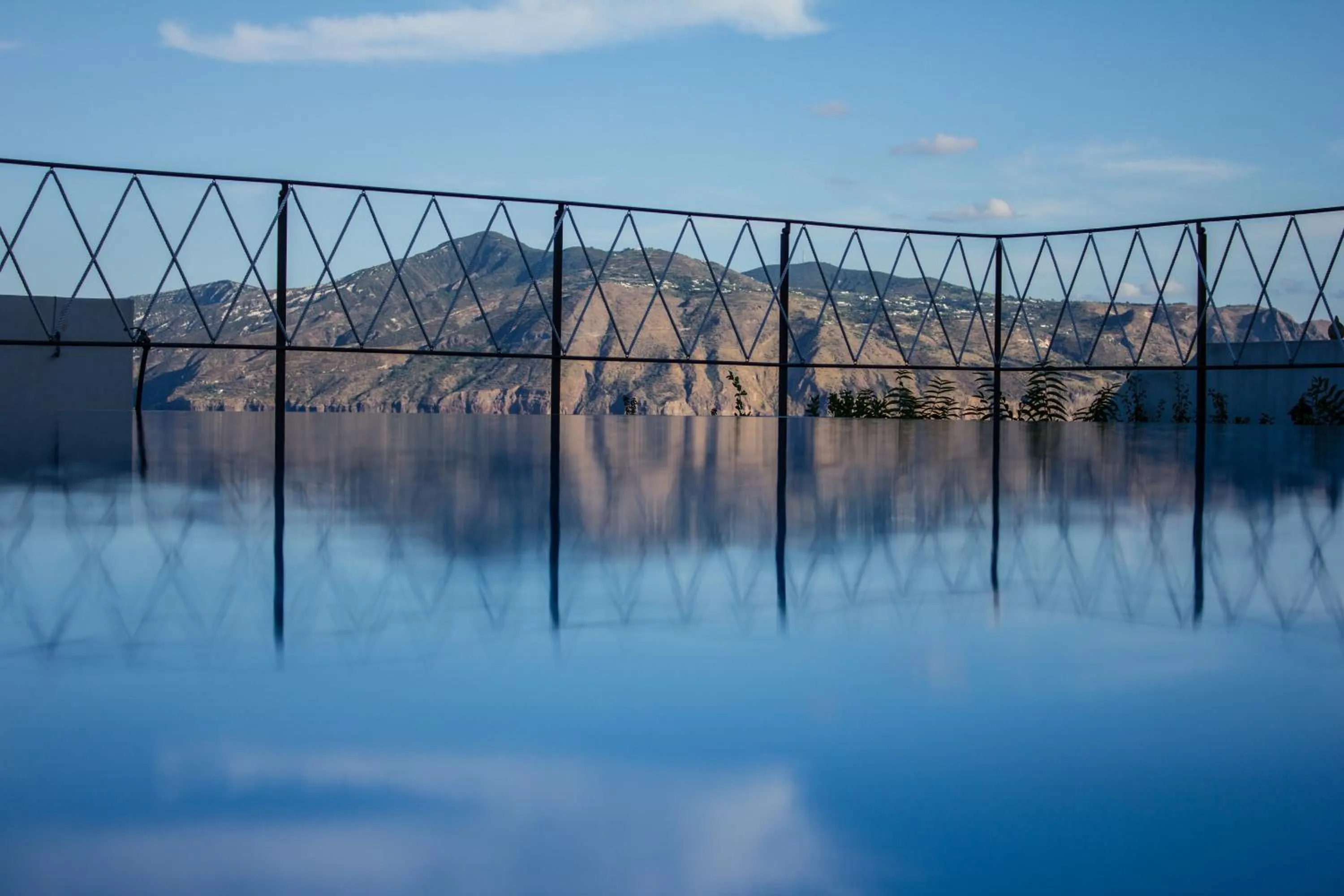 Swimming pool in Hotel Arcangelo - Salina