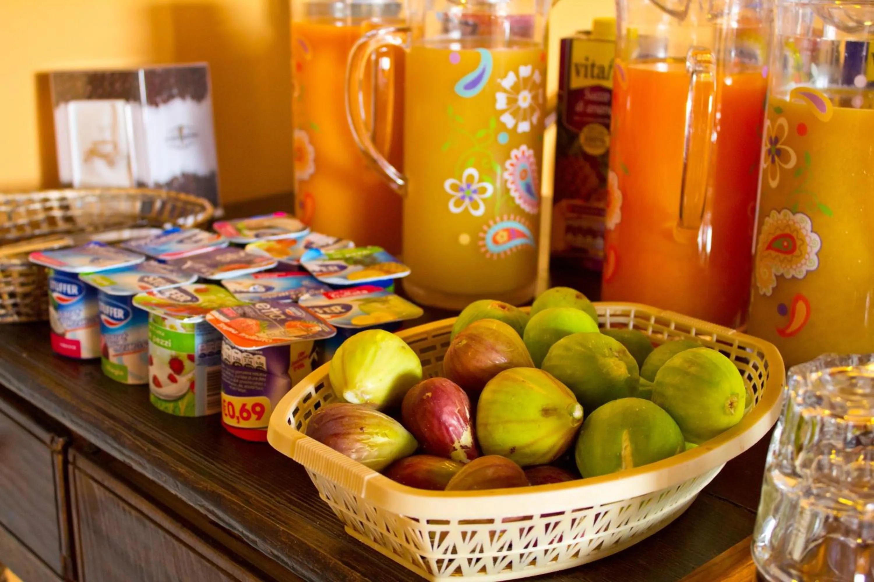 Breakfast in Hotel Arcangelo - Salina