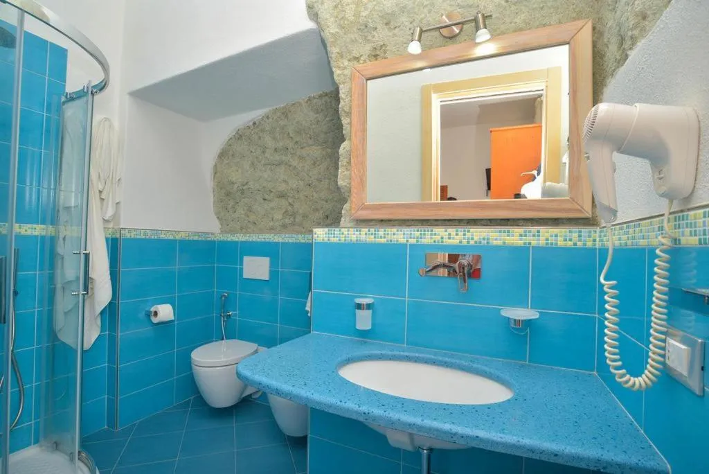 Shower in Hotel Villa Cimmentorosso