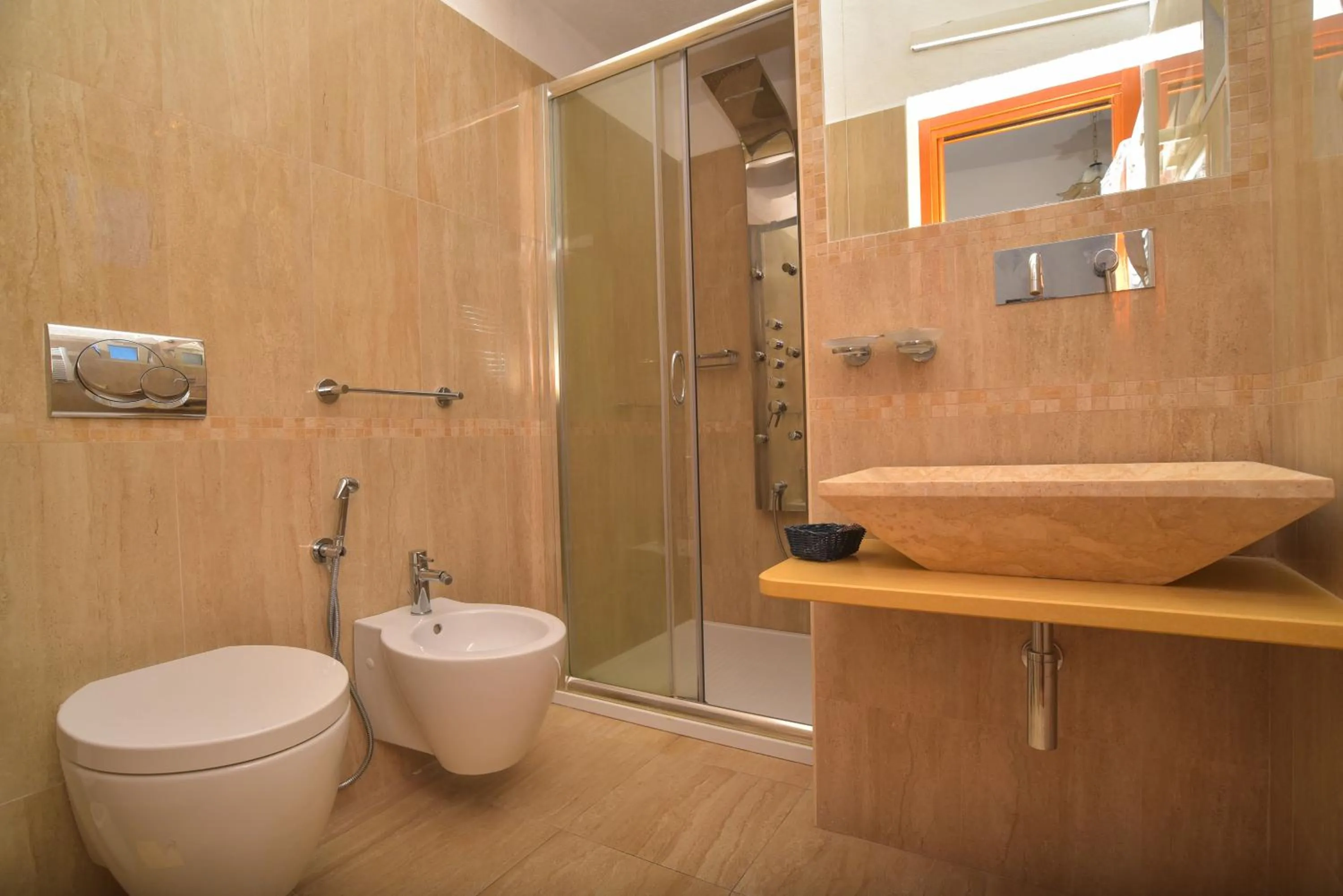 Shower in Hotel Villa Cimmentorosso