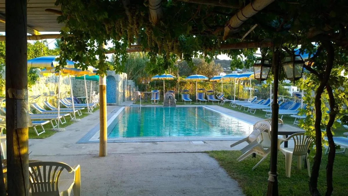 Day in Hotel Villa Cimmentorosso