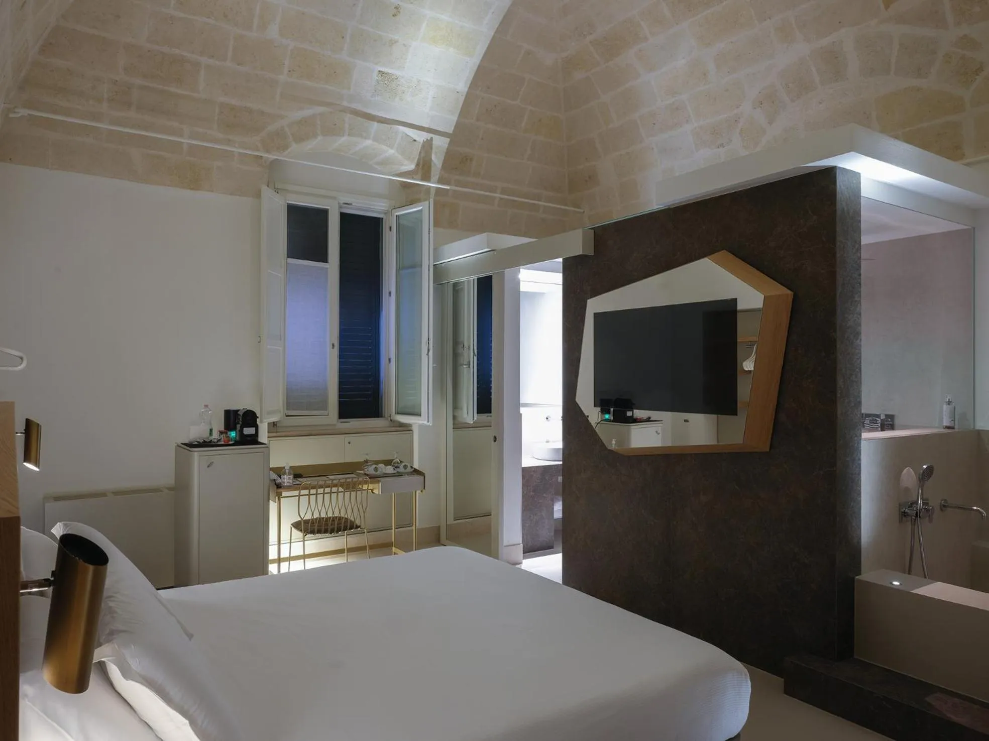 Photo of the whole room, Bed in Euvodia Luxury Rooms