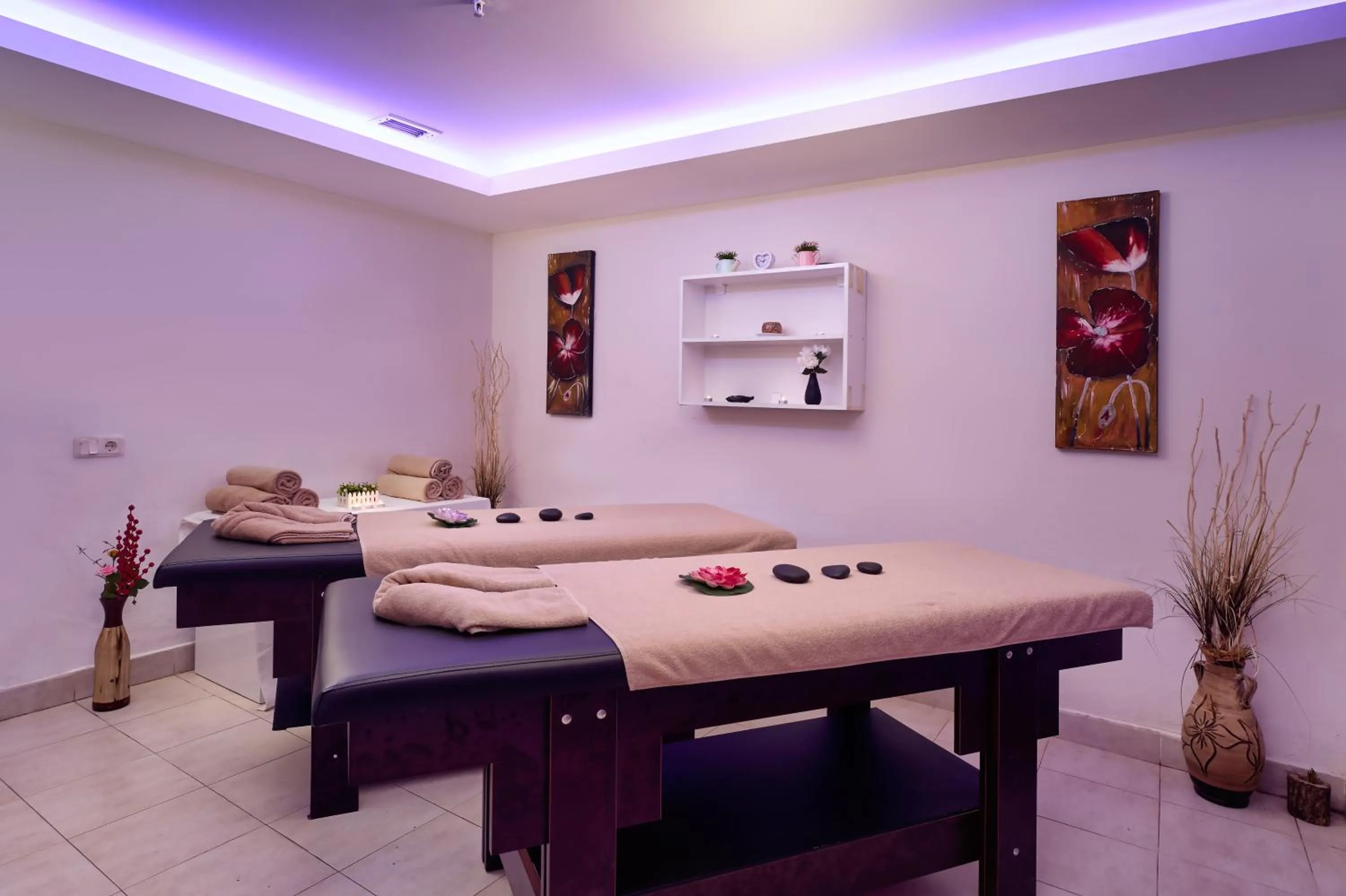 Massage in Kaila City Hotel