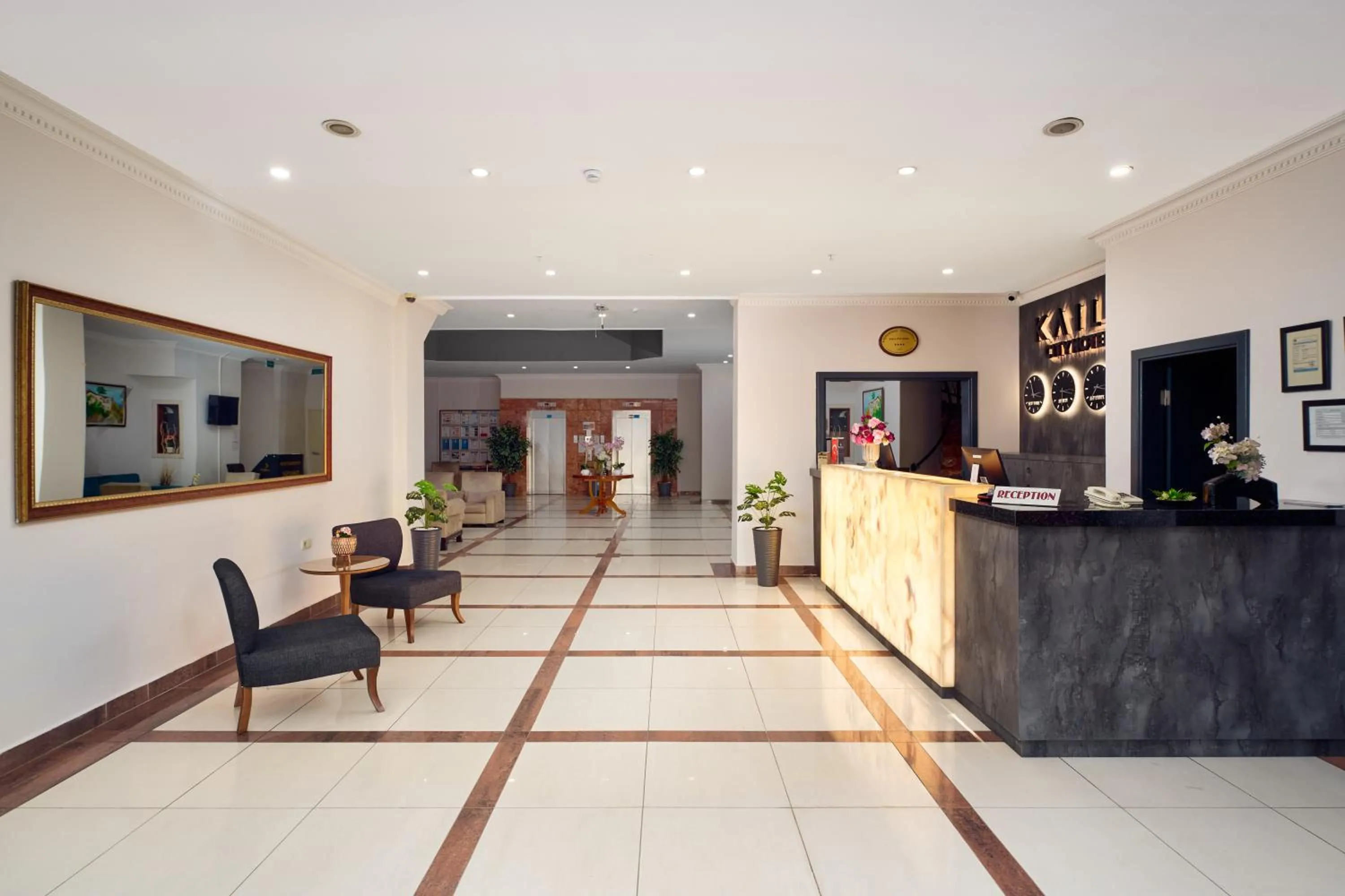 Lobby or reception in Kaila City Hotel