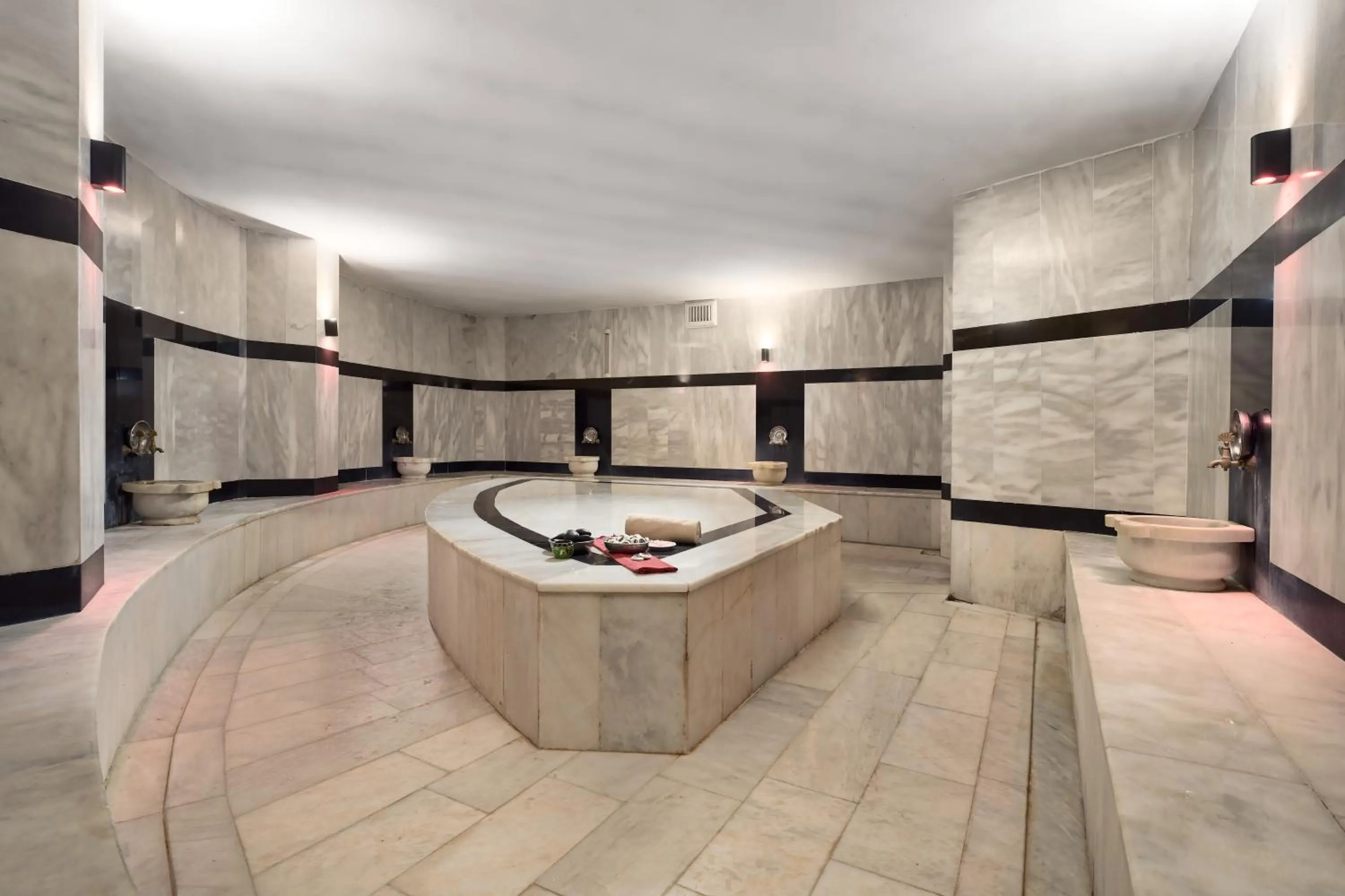 Spa and wellness centre/facilities in Kaila City Hotel