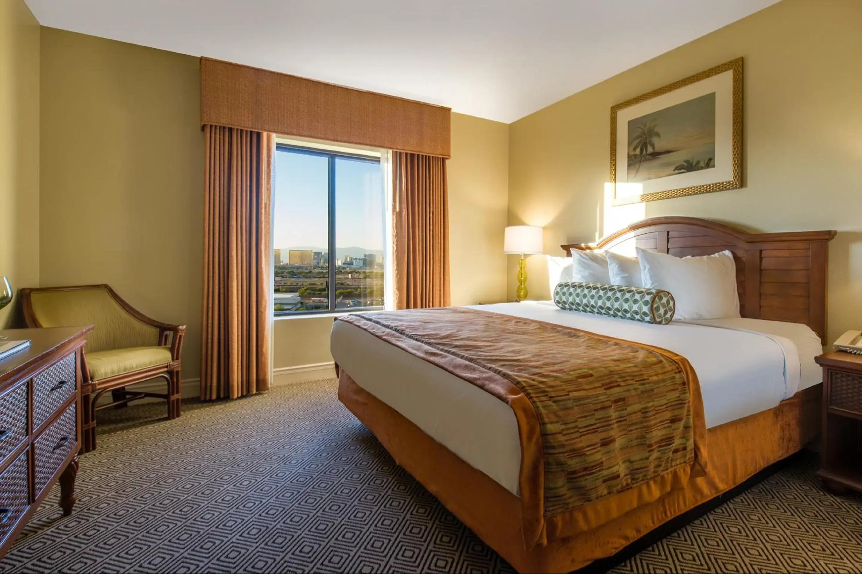 Bedroom, Bed in Tahiti Village Resort & Spa Bedroom, Bed in Tahiti Village Resort & Spa