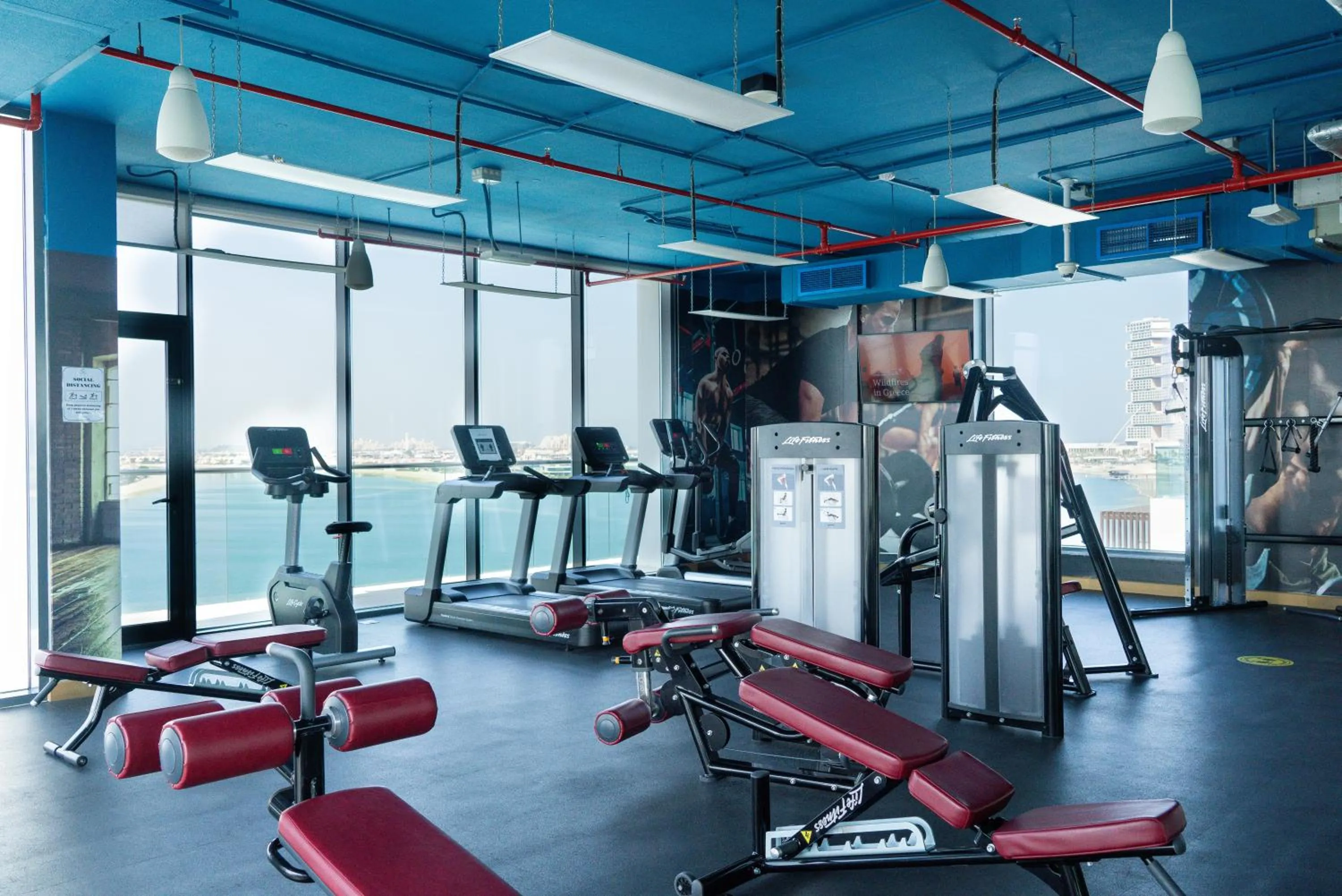 Fitness centre/facilities in C Central Hotel and Resort The Palm