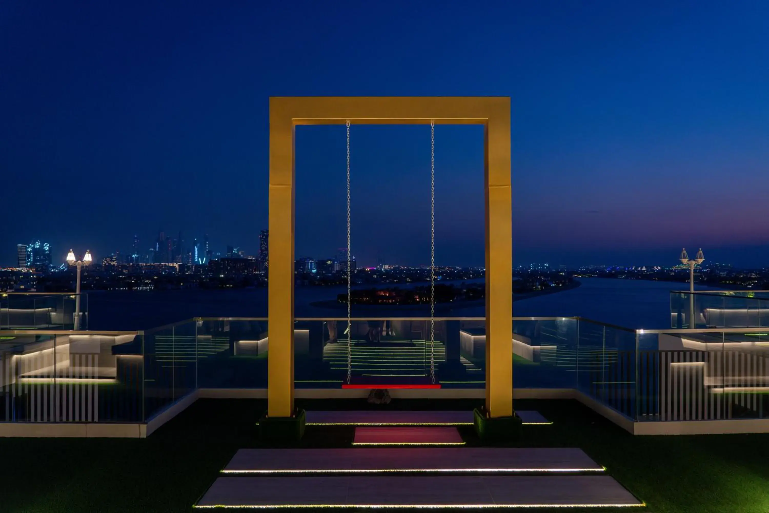 Restaurant/places to eat in C Central Hotel and Resort The Palm Restaurant/places to eat in C Central Hotel and Resort The Palm