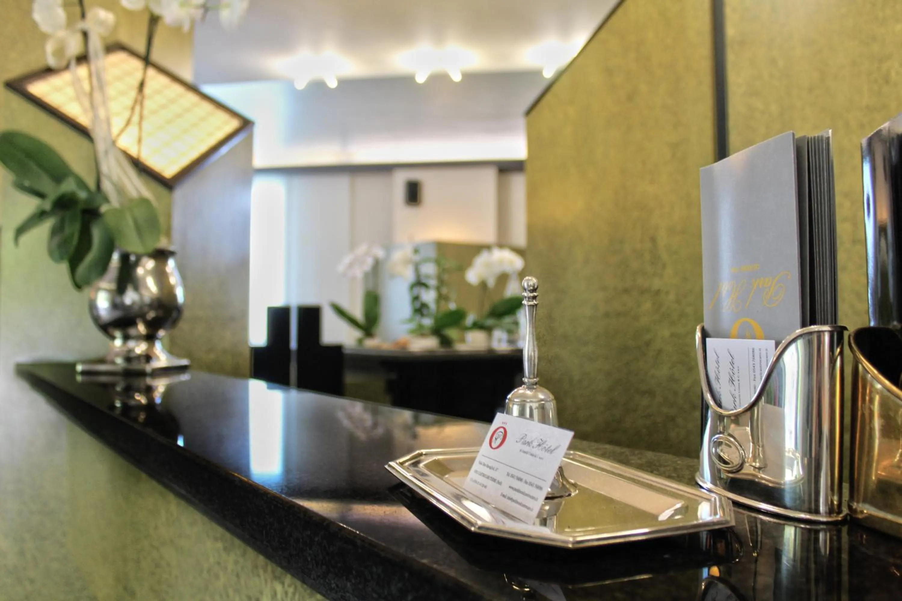 Lobby or reception in Park Hotel