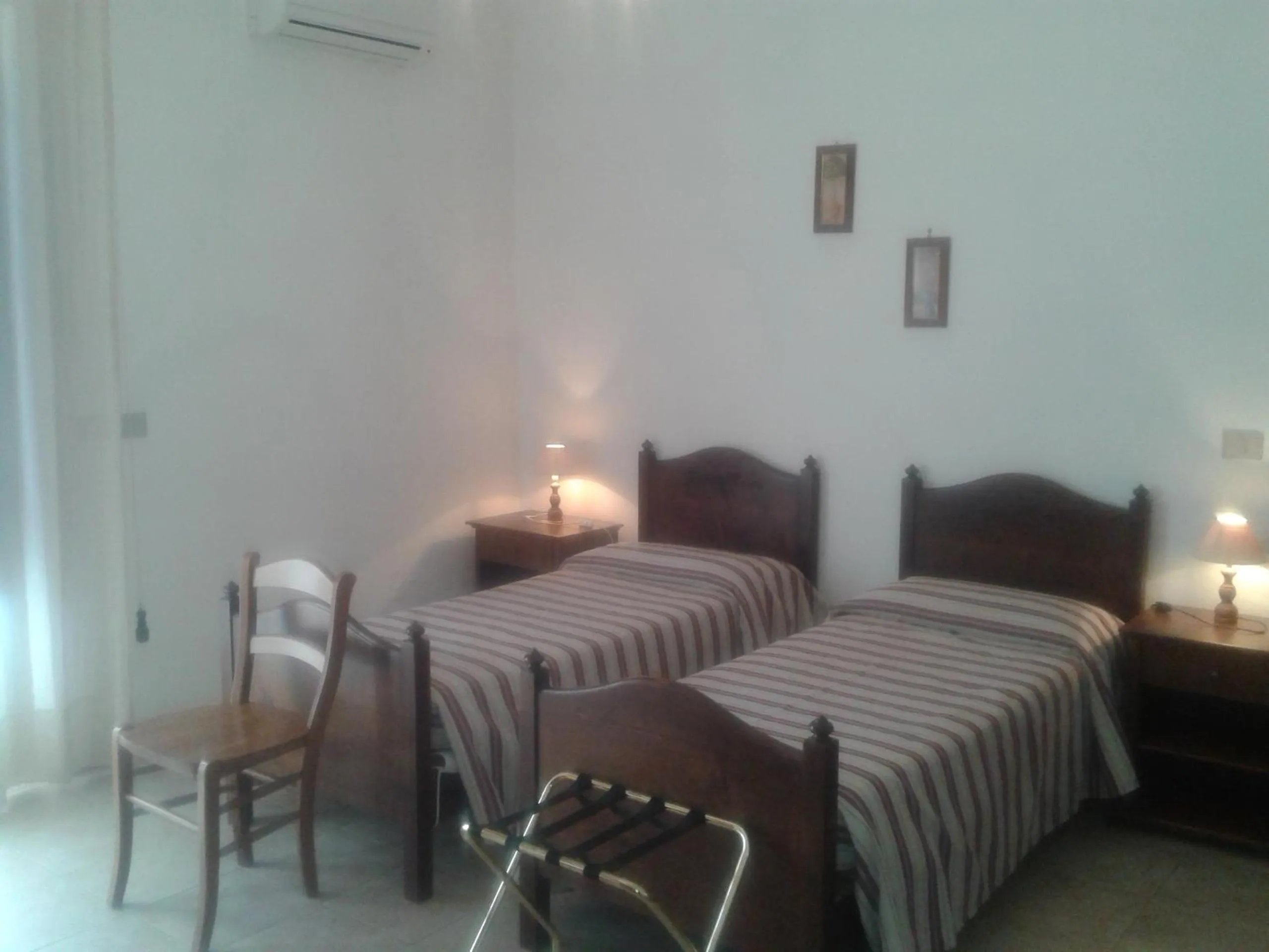 Bedroom, Bed in Residence Gnura Momma