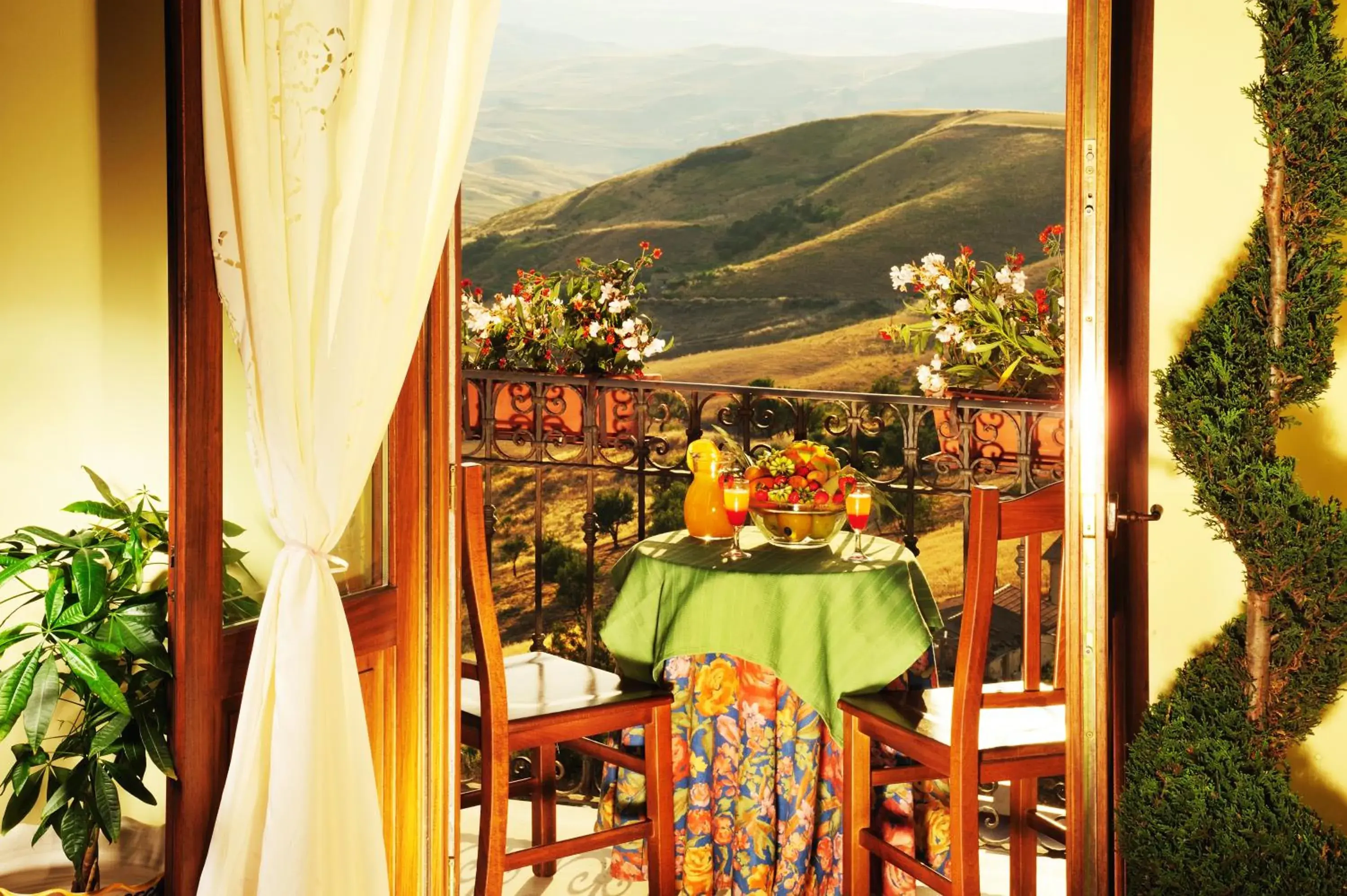 Superior Quadruple Room - single occupancy in Villa Dafne Superior Quadruple Room - single occupancy in Villa Dafne