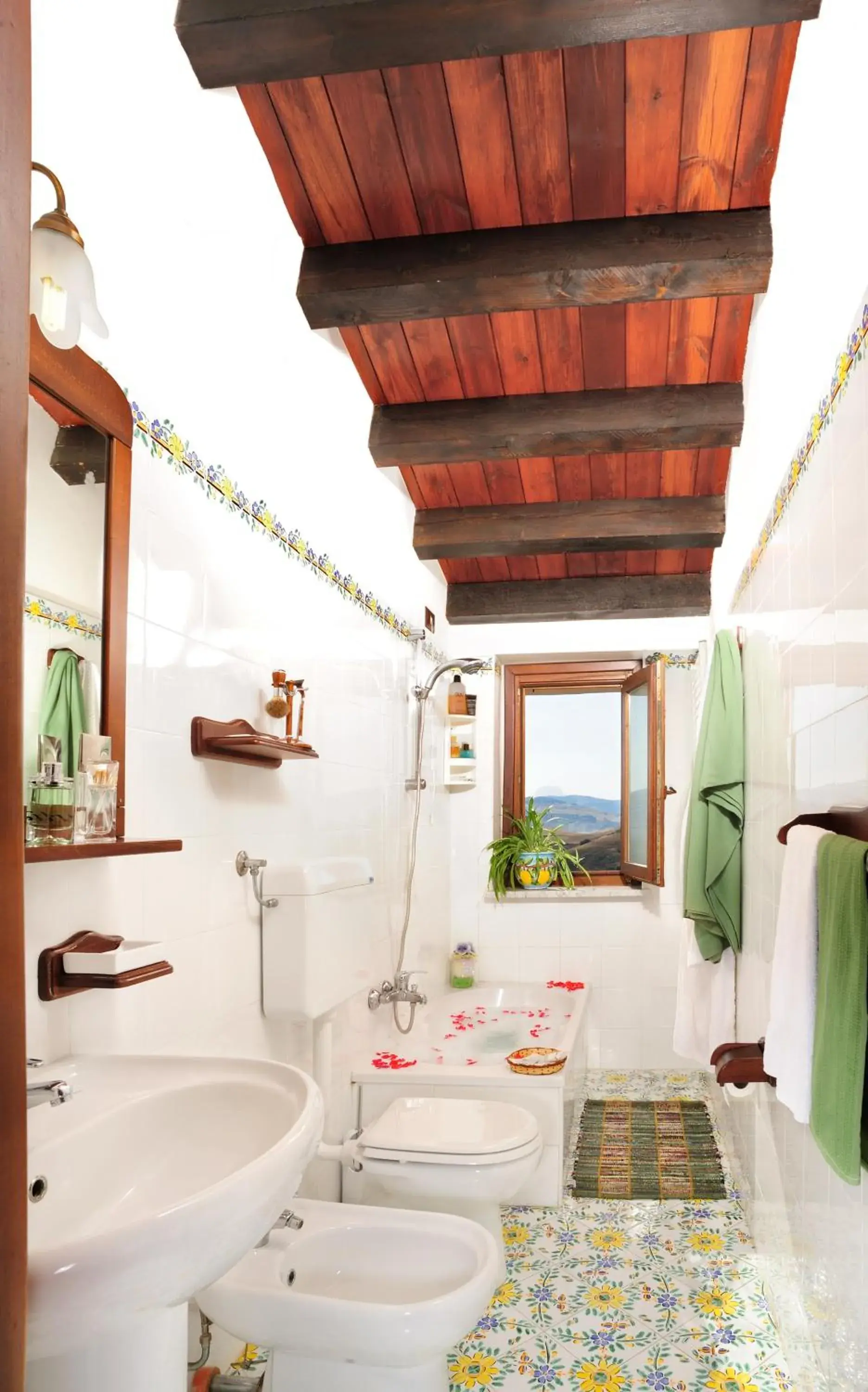 Superior Quadruple Room - single occupancy in Villa Dafne Superior Quadruple Room - single occupancy in Villa Dafne