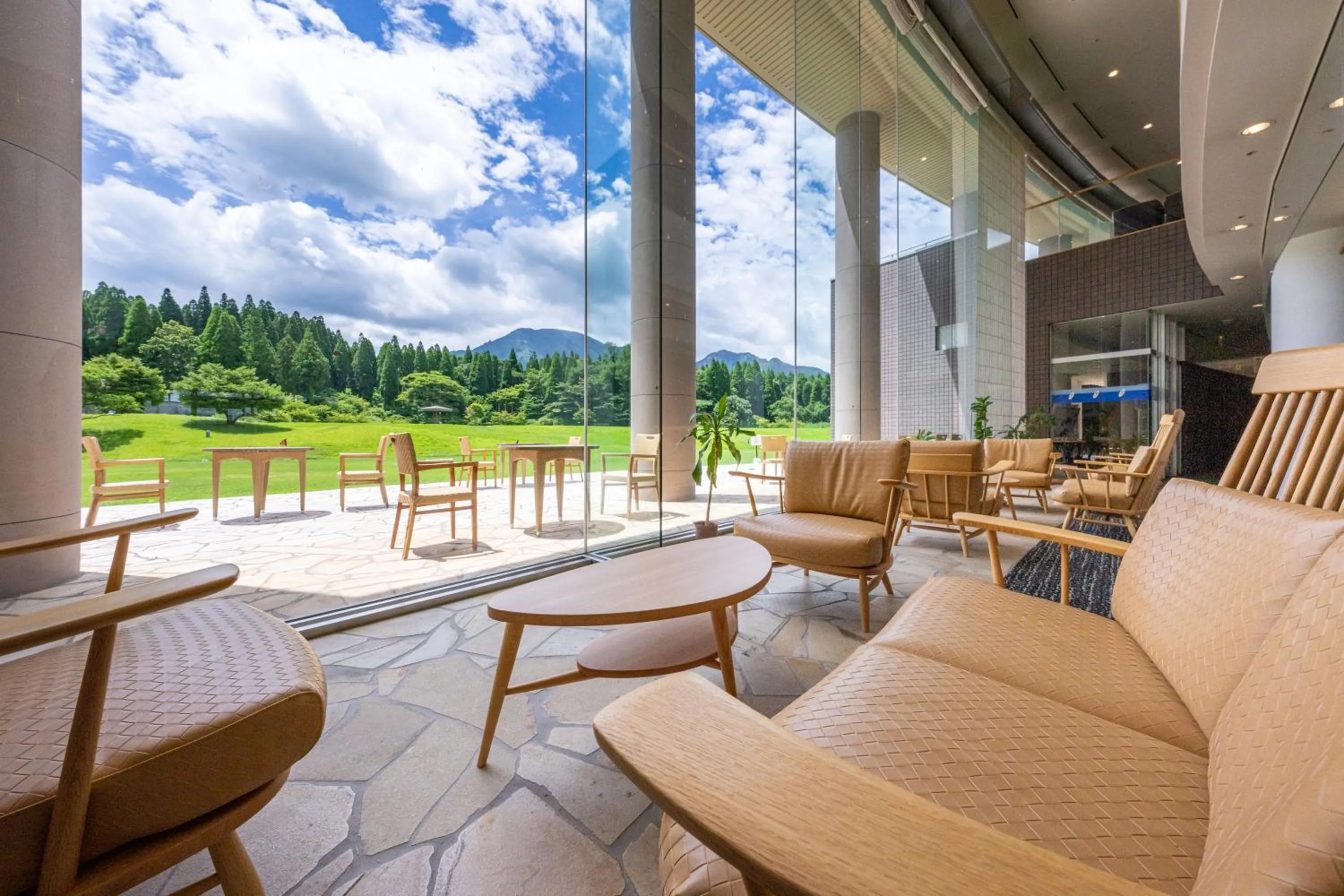 Lobby or reception in KAMENOI HOTEL Aso