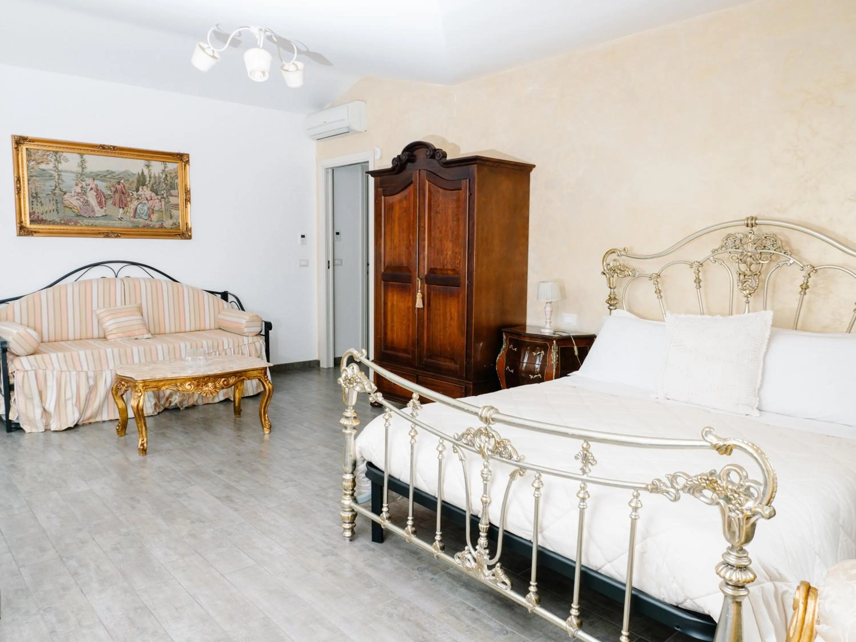 Bed in Villa Grace Tombolato