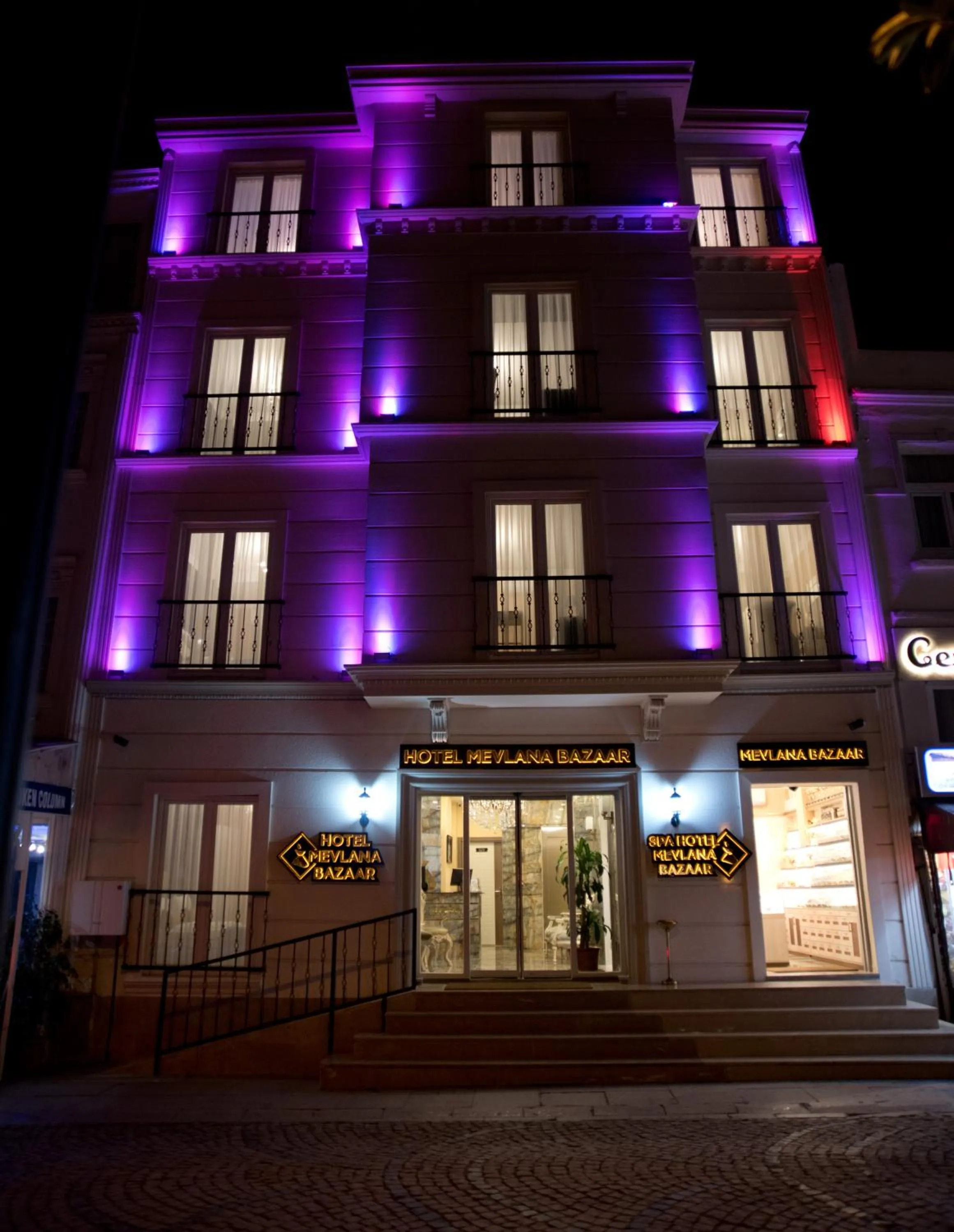 Facade/entrance in Hotel Mevlana Bazaar