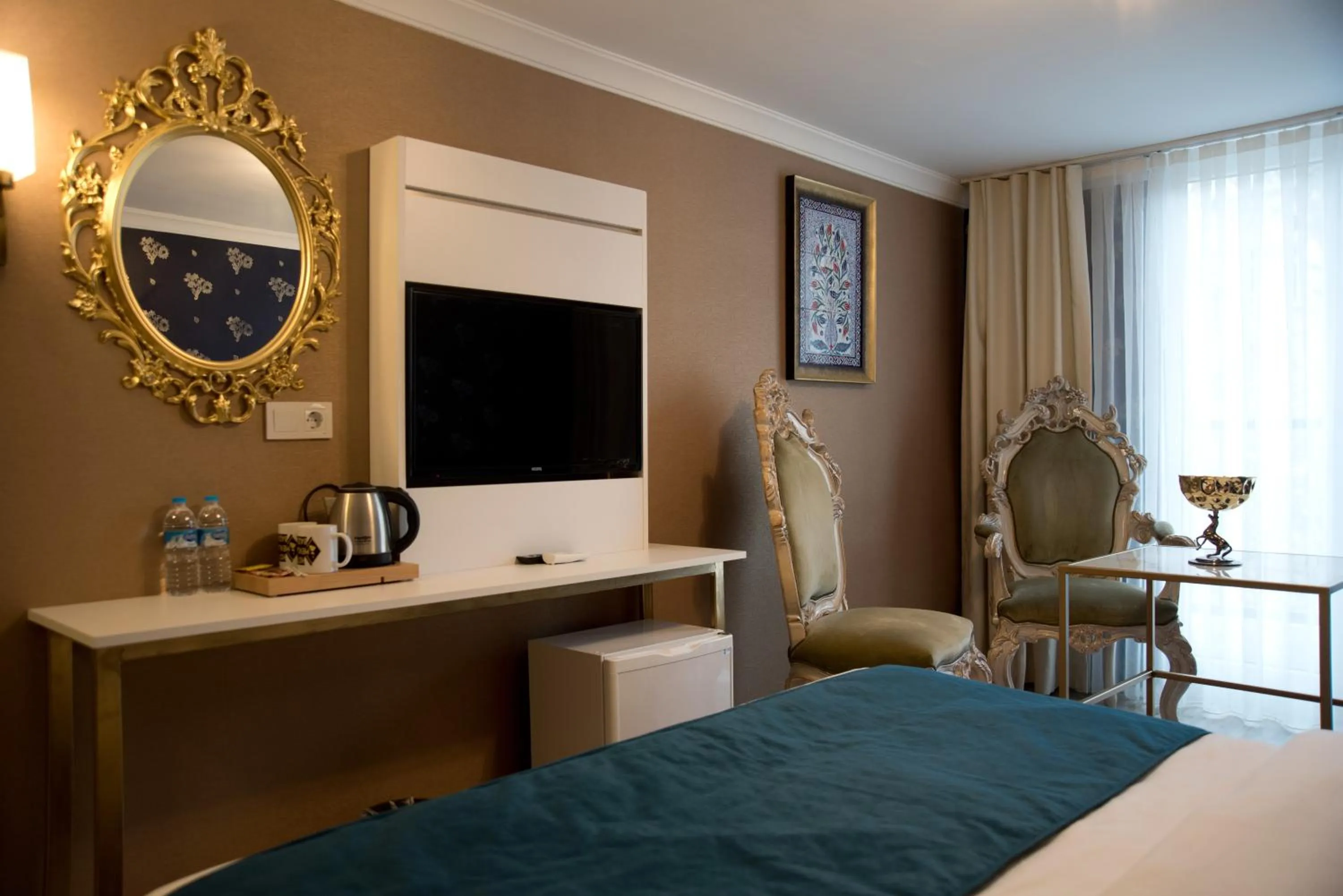 Bed in Hotel Mevlana Bazaar