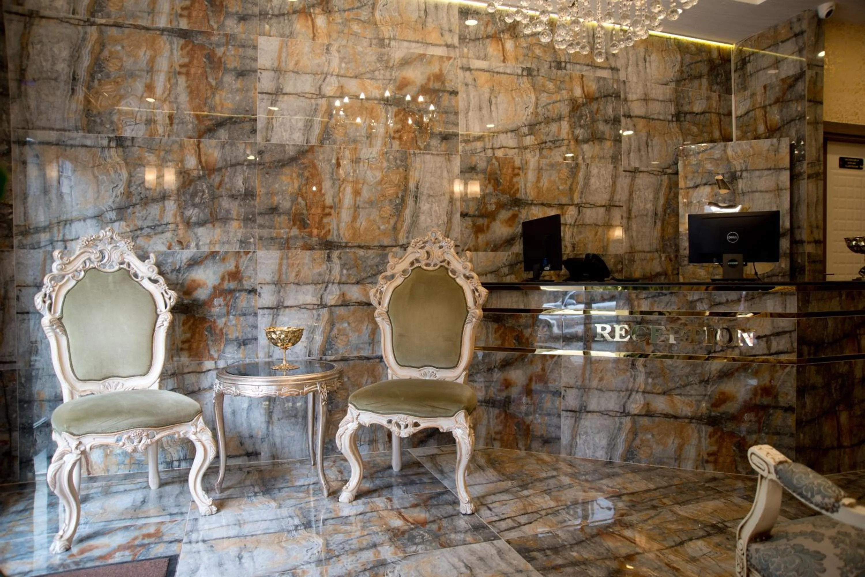 Lobby or reception in Hotel Mevlana Bazaar