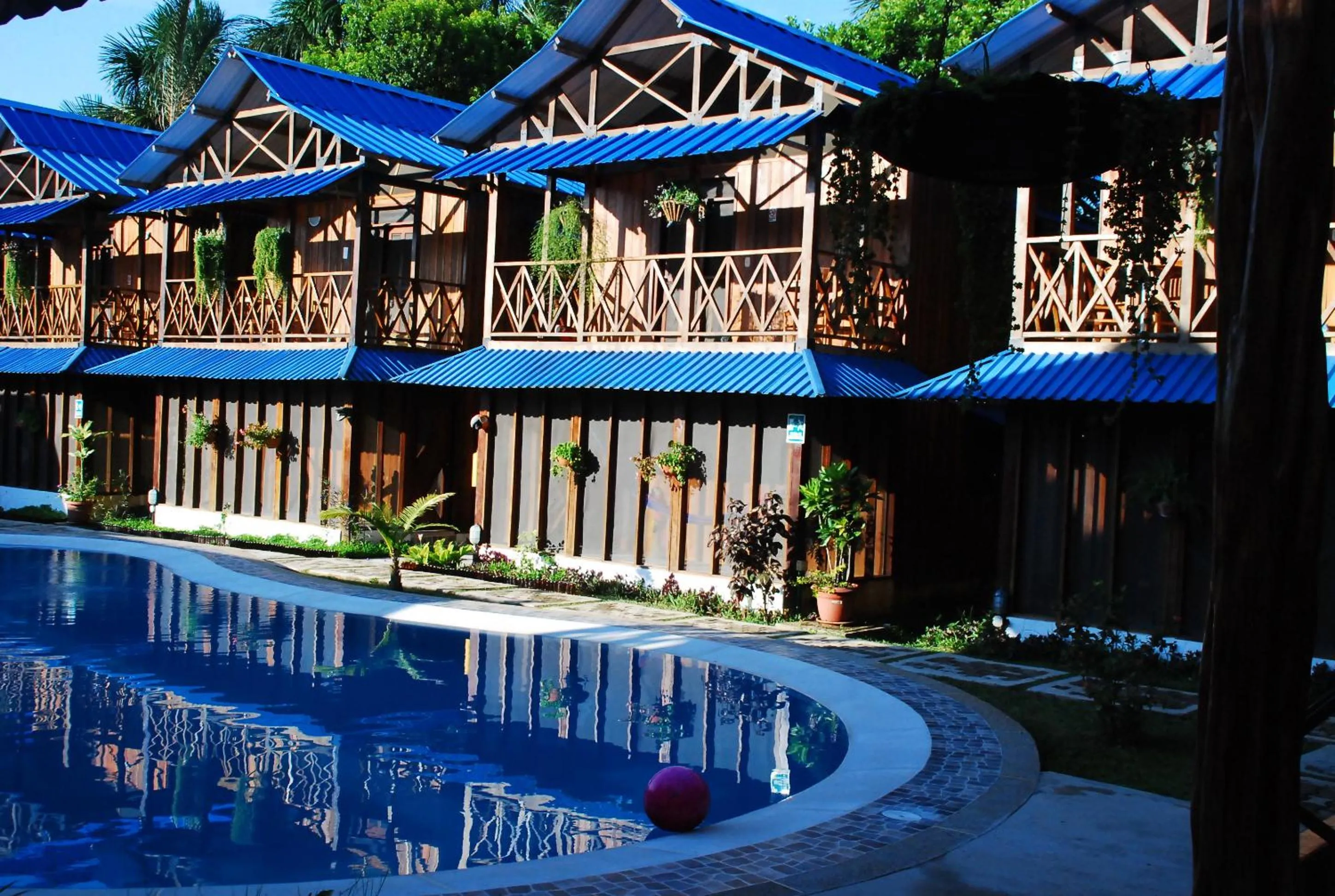 Property building in Hotel Utüane