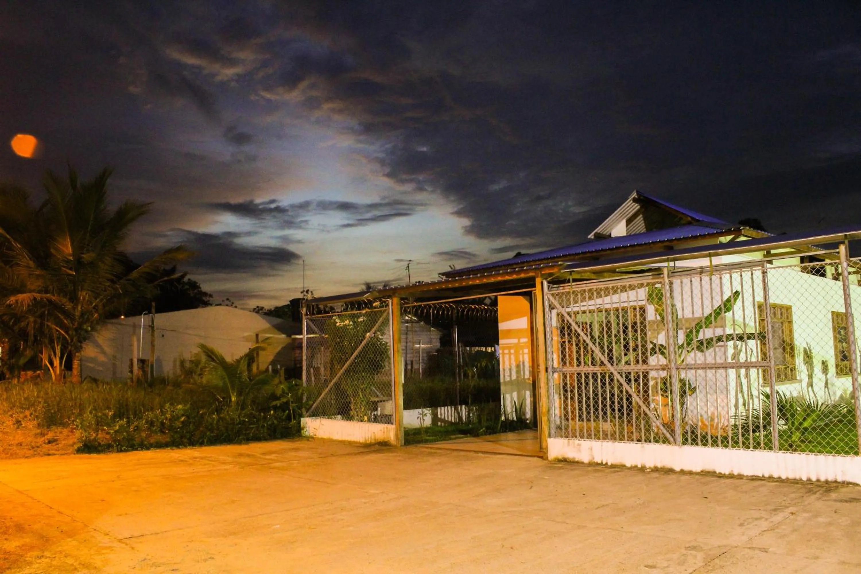 Property building in Hotel Utüane