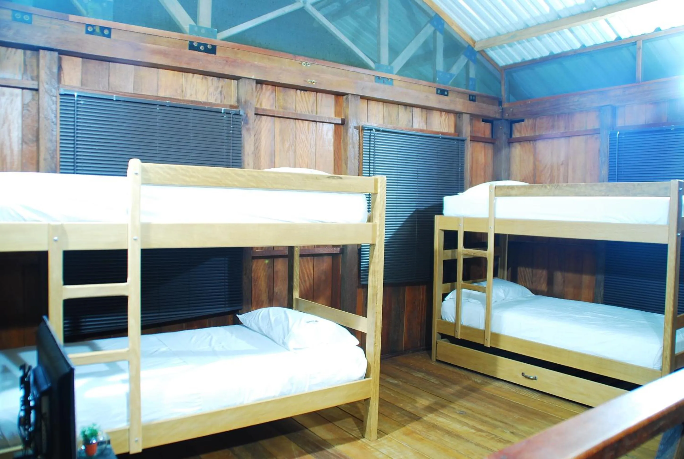 Bedroom, Bed in Hotel Utüane