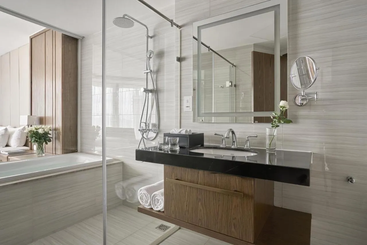 Shower in Holi Panorama Condotel