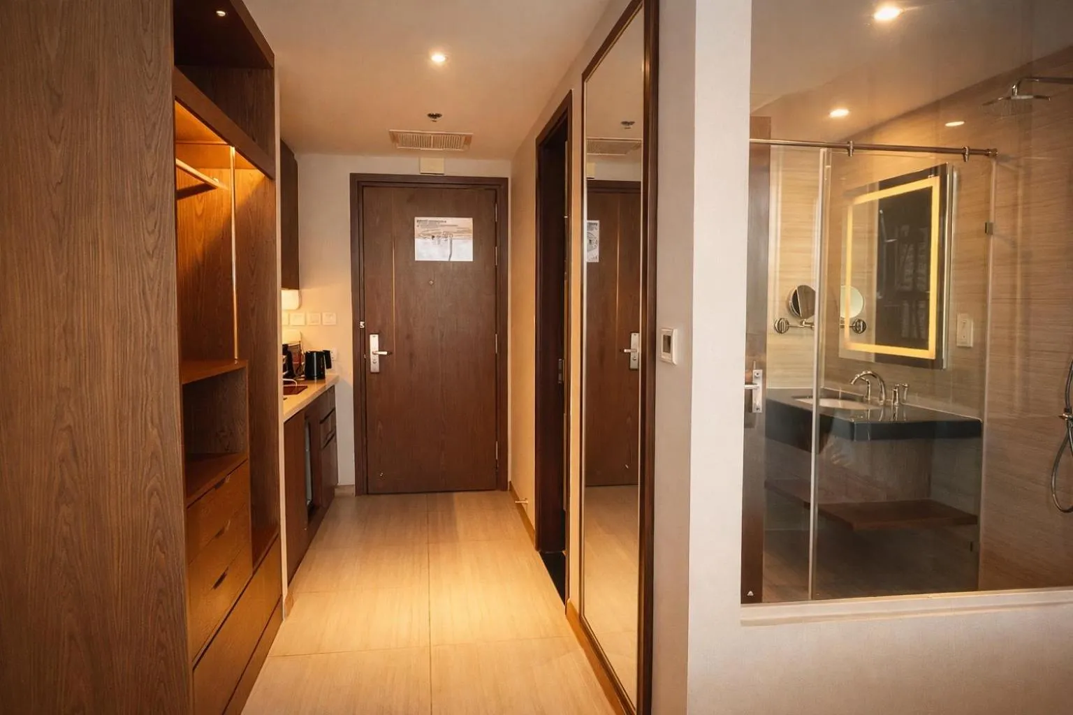 Holi Panorama Condotel