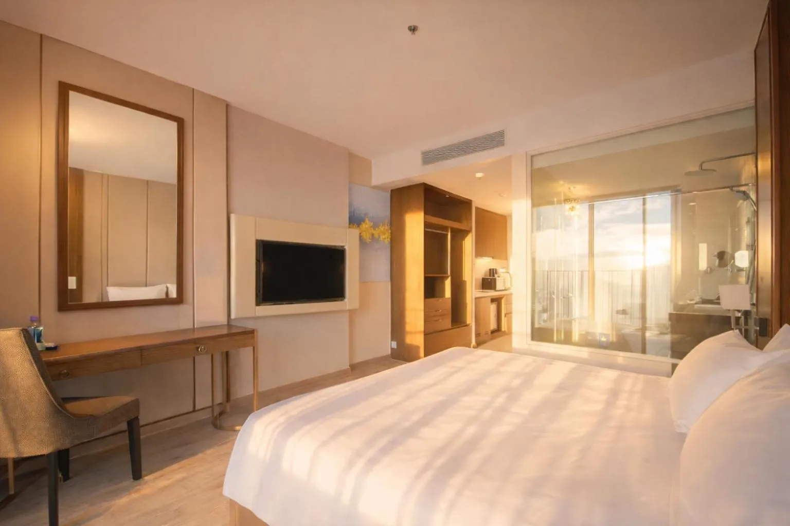 Bed in Holi Panorama Condotel