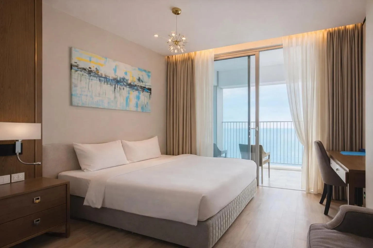 Bed in Holi Panorama Condotel