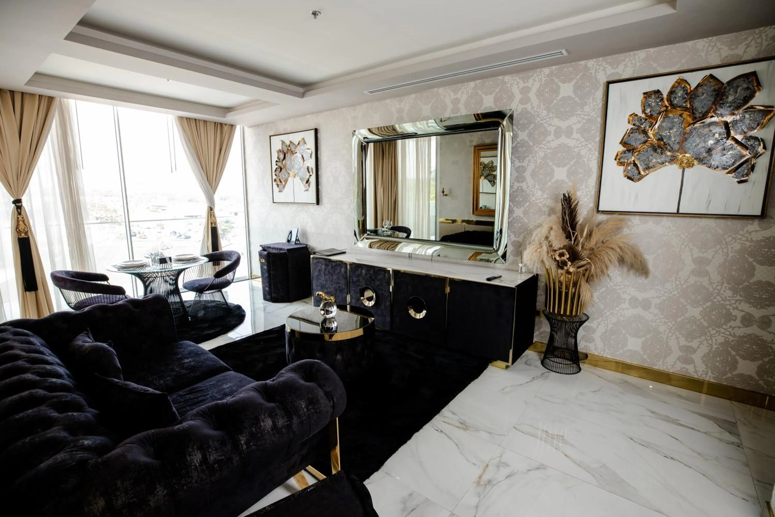 Living room in Number One Oxford Street Hotel & Suites