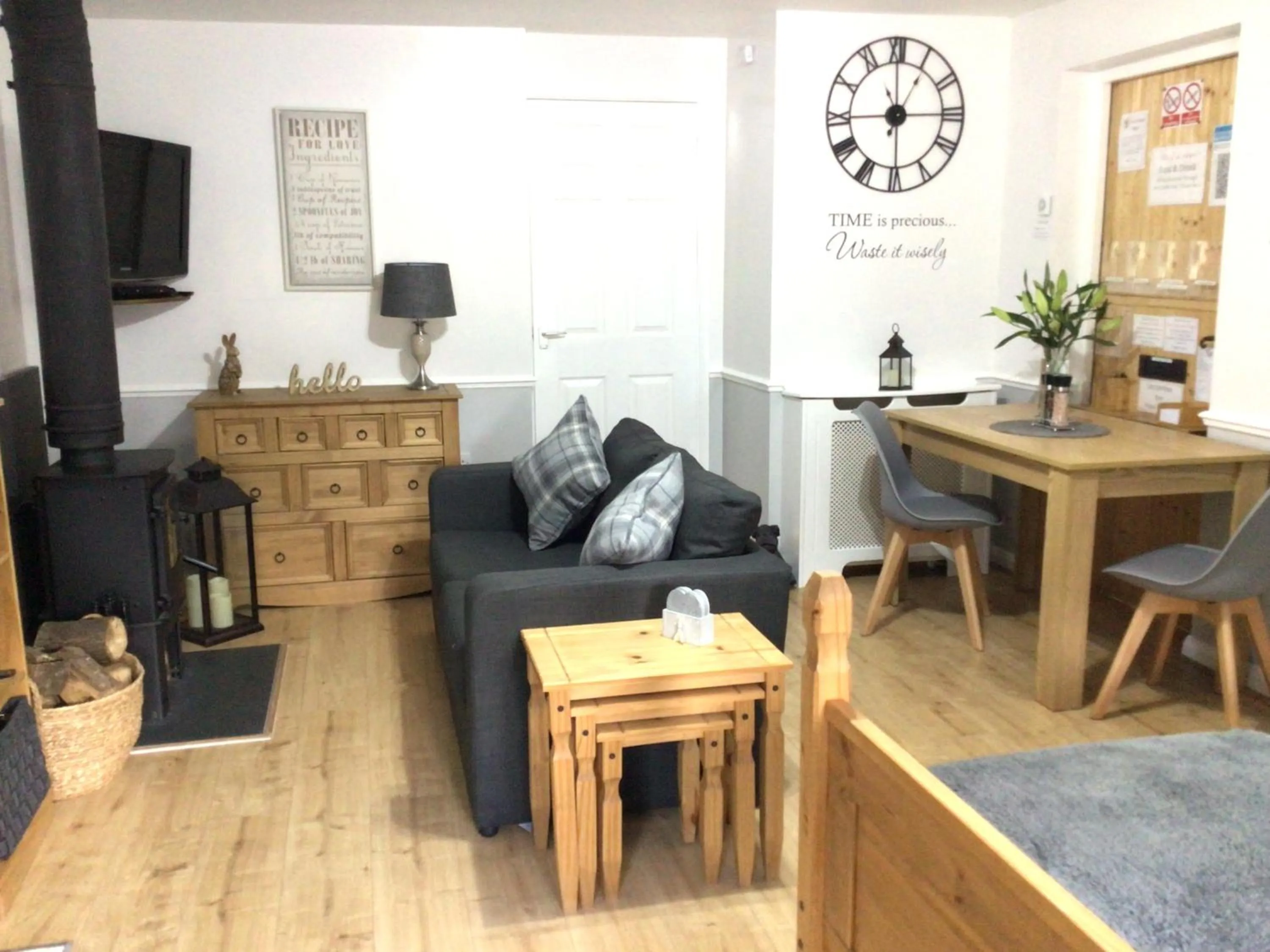 Seating area in Meerkat Manor