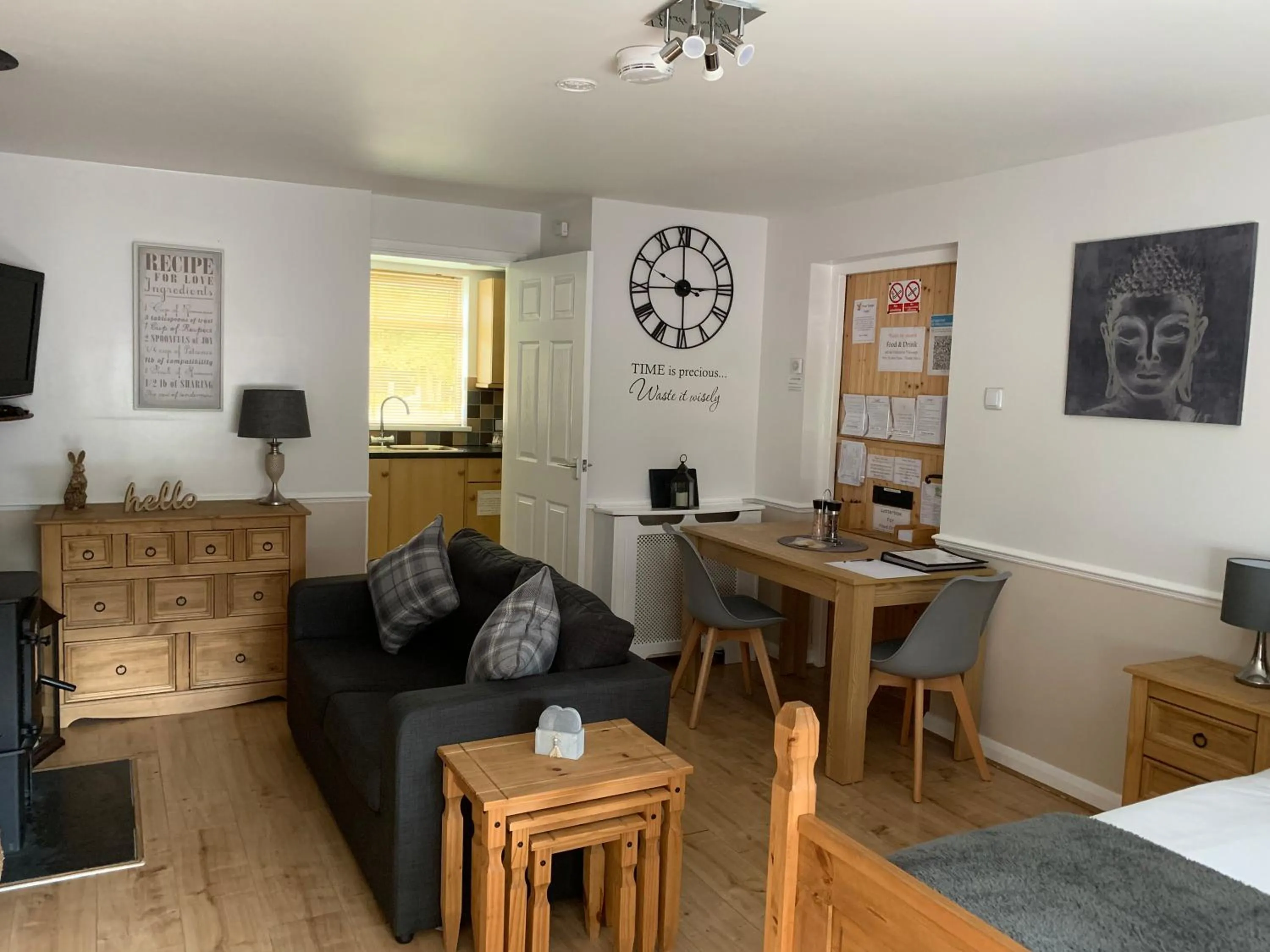 Seating area in Meerkat Manor