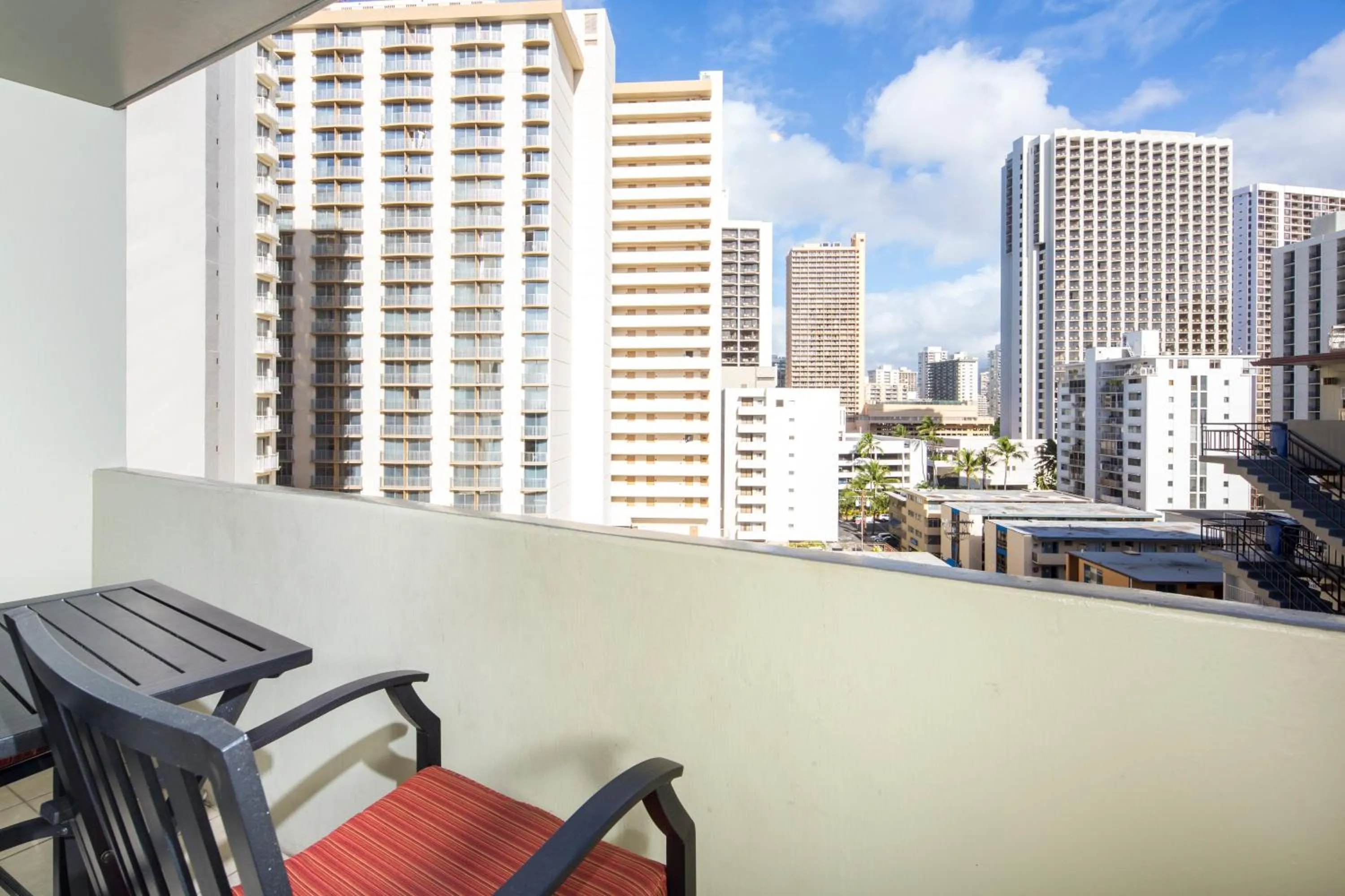 Balcony/Terrace in Castle at Waikīkī Grand