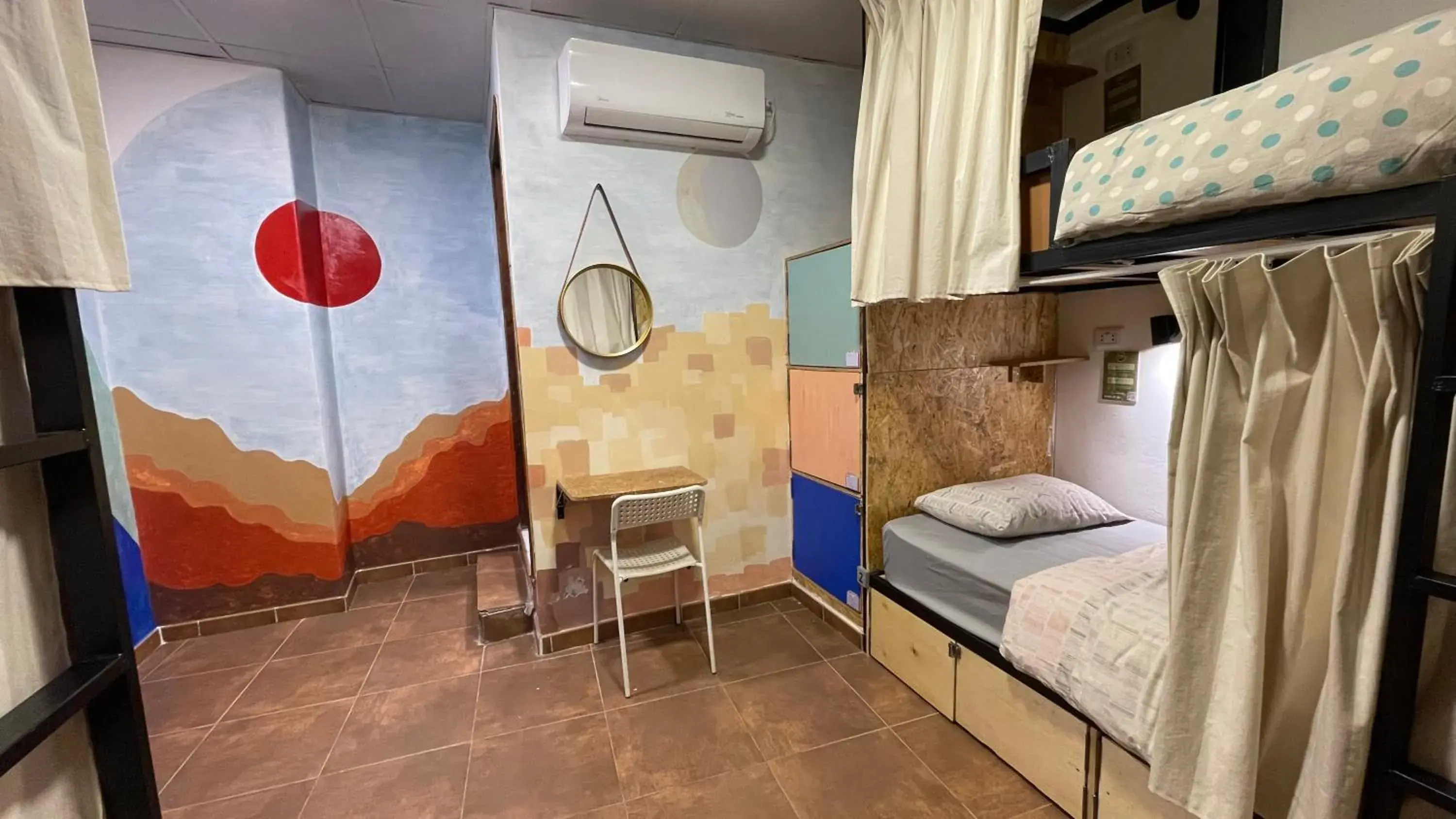Bed in 6-Bed Female Dormitory Room in Carob Hostel Bed in 6-Bed Female Dormitory Room in Carob Hostel