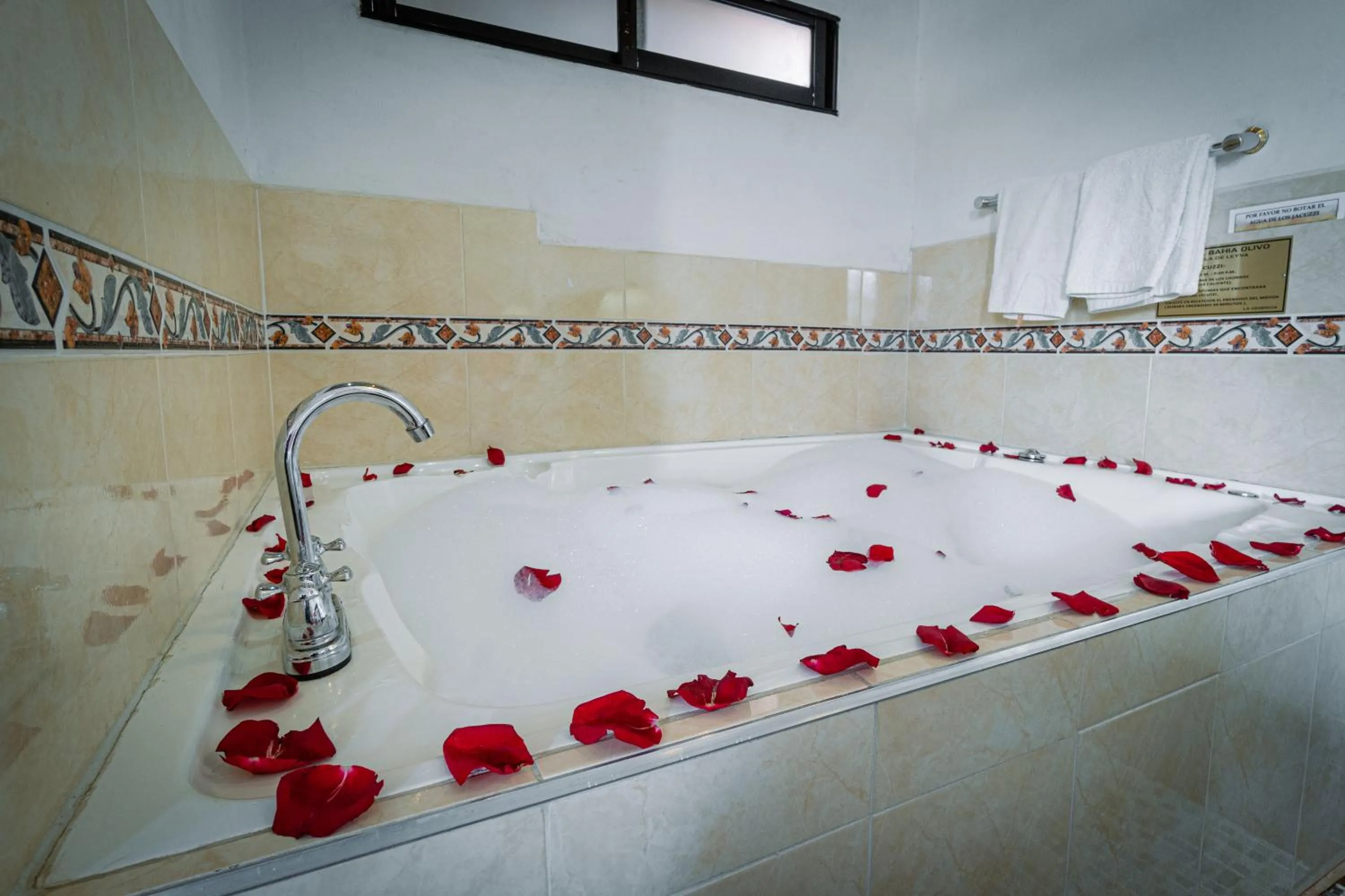 Bathroom in Hotel Bahía Olivo Boutique & Spa