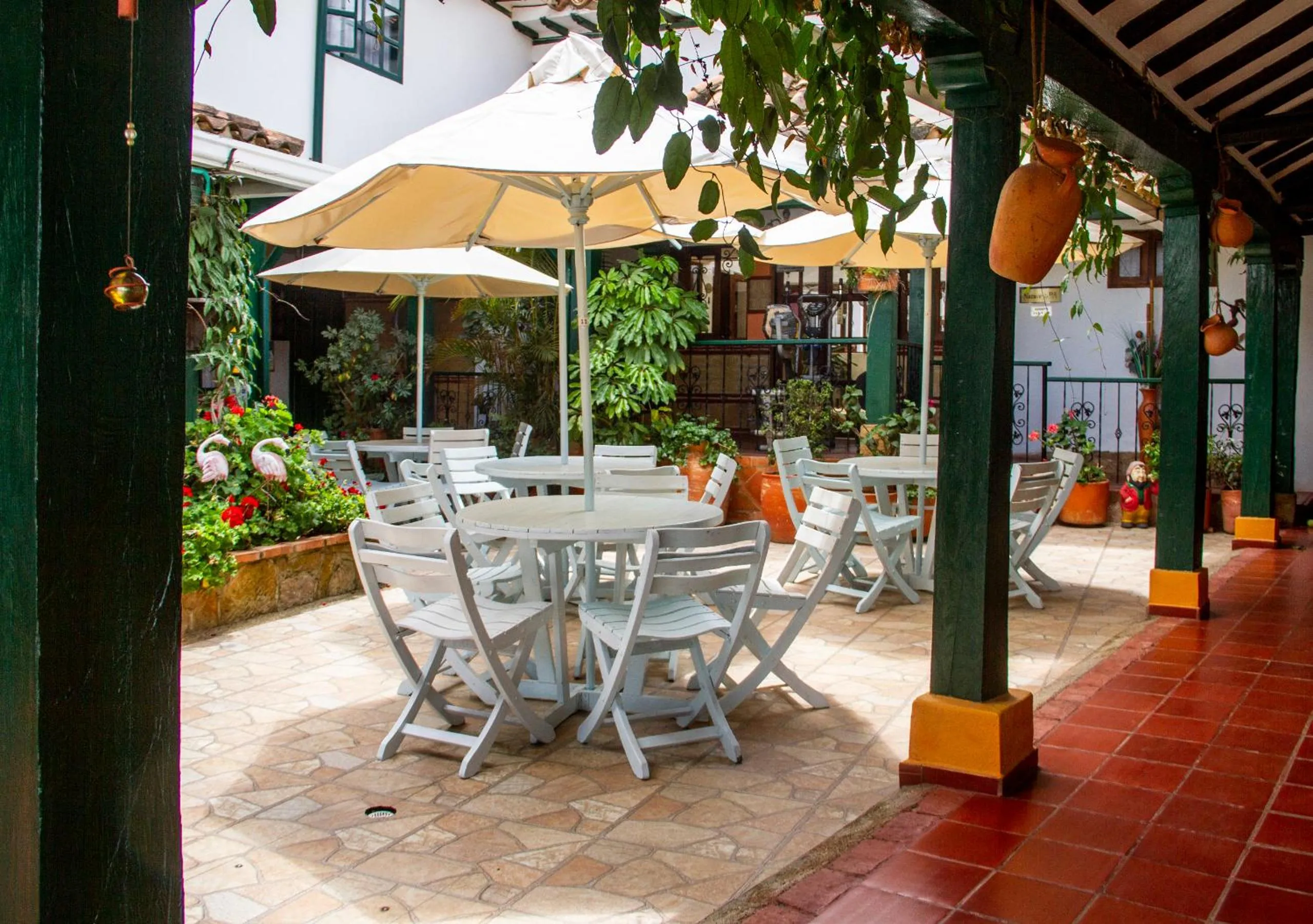Patio in Hotel Bahía Olivo Boutique & Spa