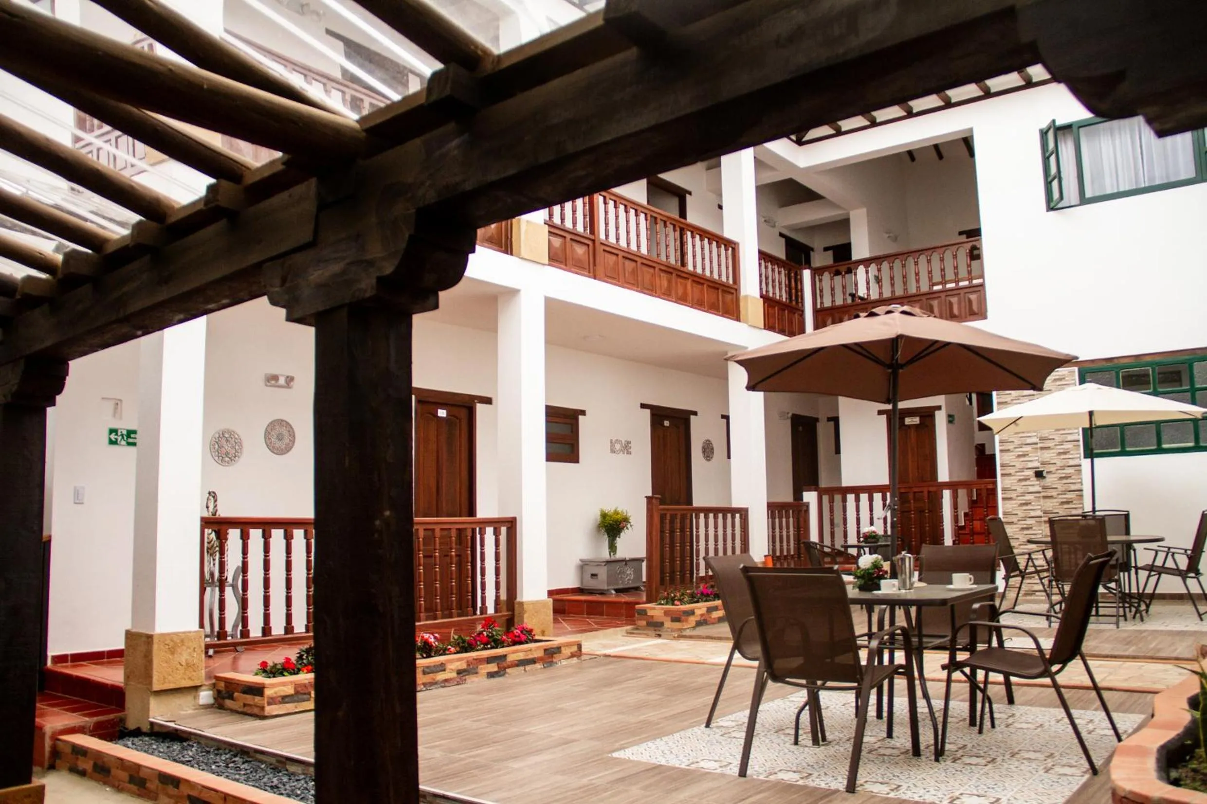 Patio in Hotel Bahía Olivo Boutique & Spa
