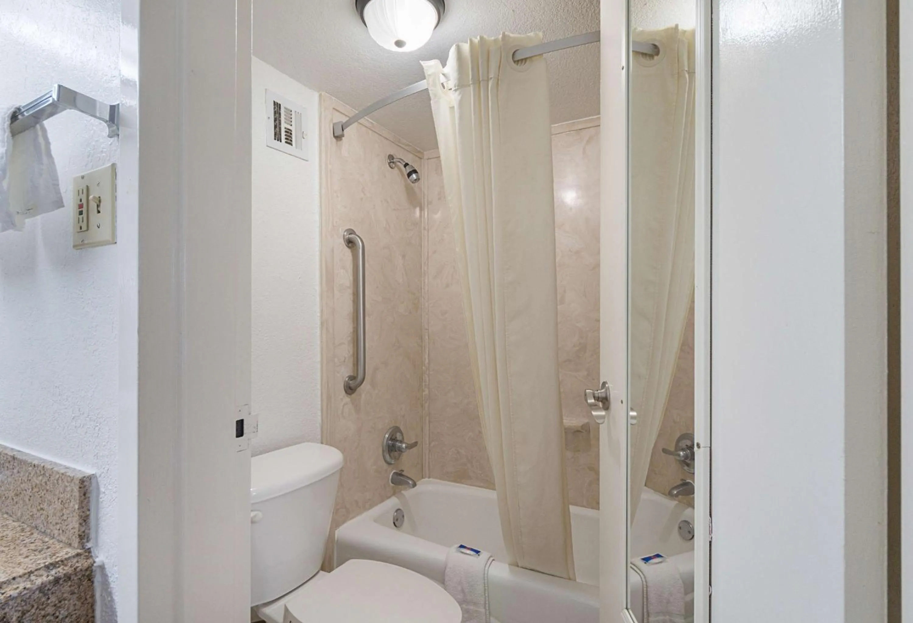 Bathroom in Motel 6 San Antonio TX I10 West