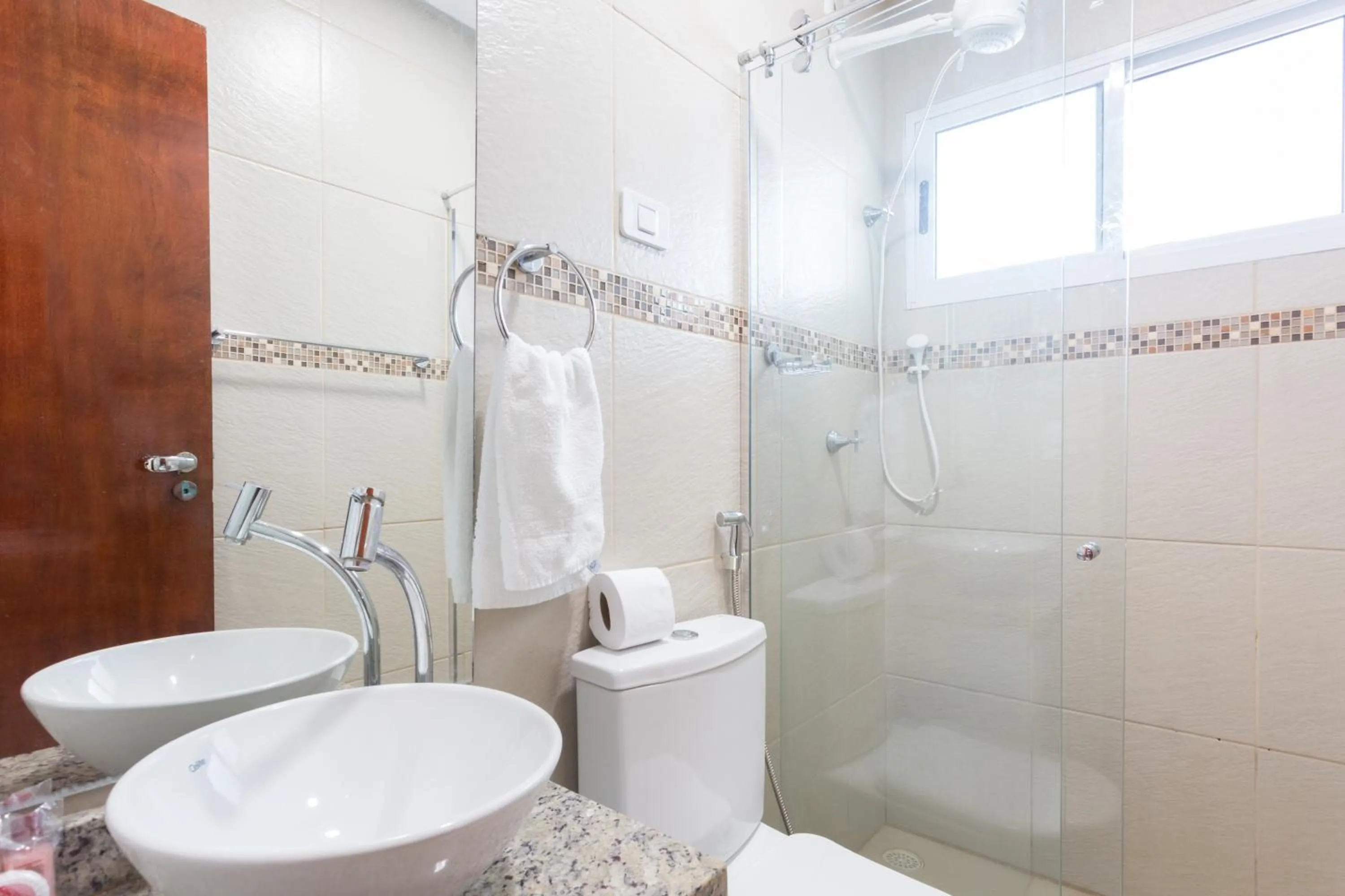Bathroom in Condomínio Belas Praias