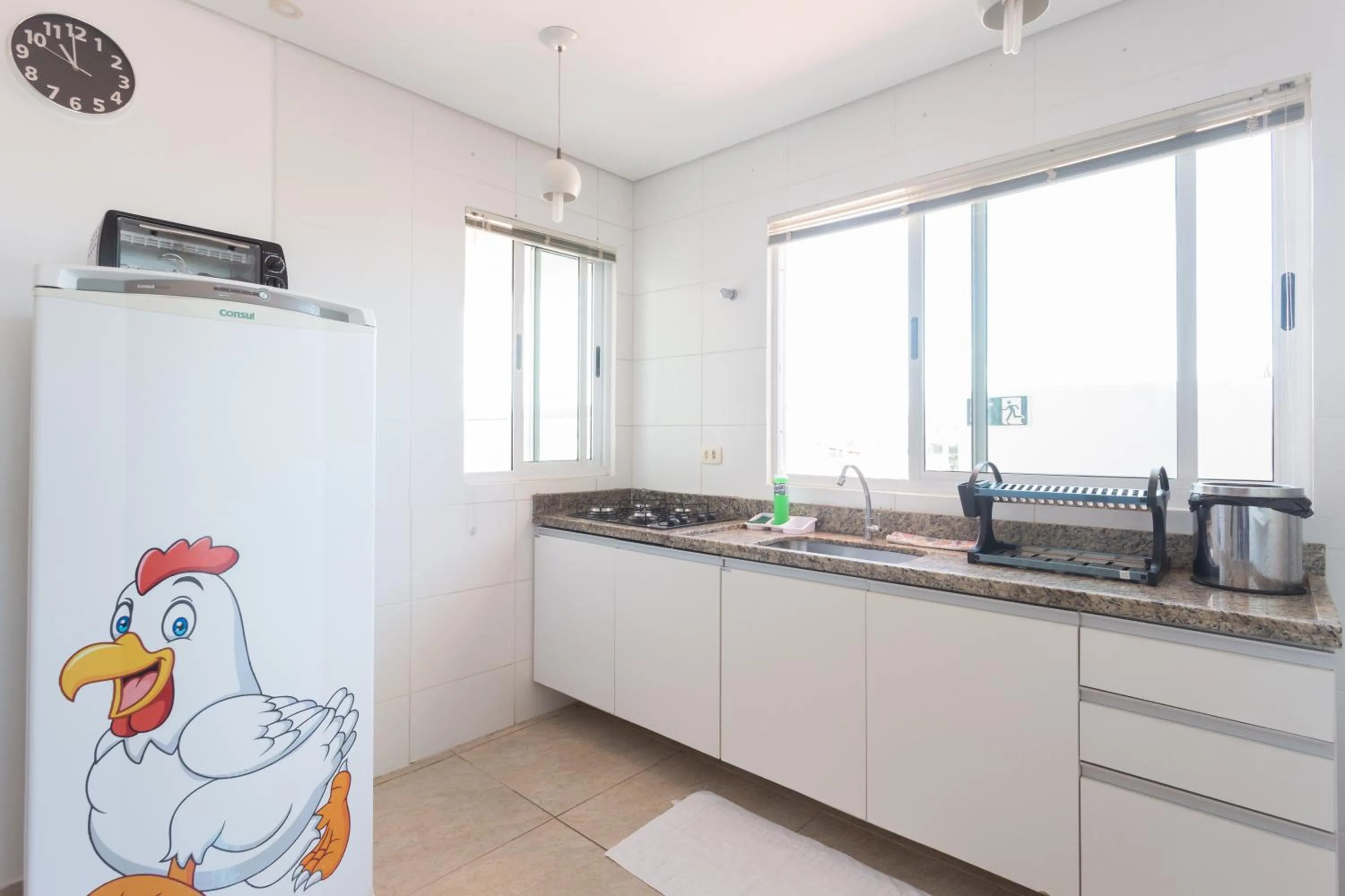 Kitchen or kitchenette in Condomínio Belas Praias