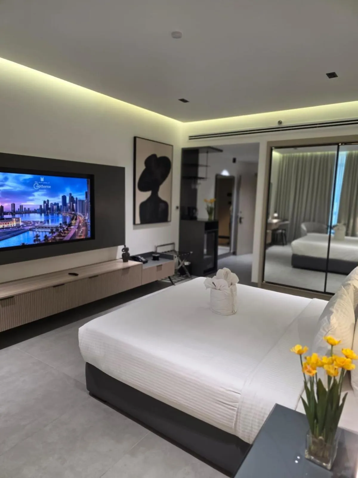 Bedroom, Bed in Copthorne Hotel Sharjah